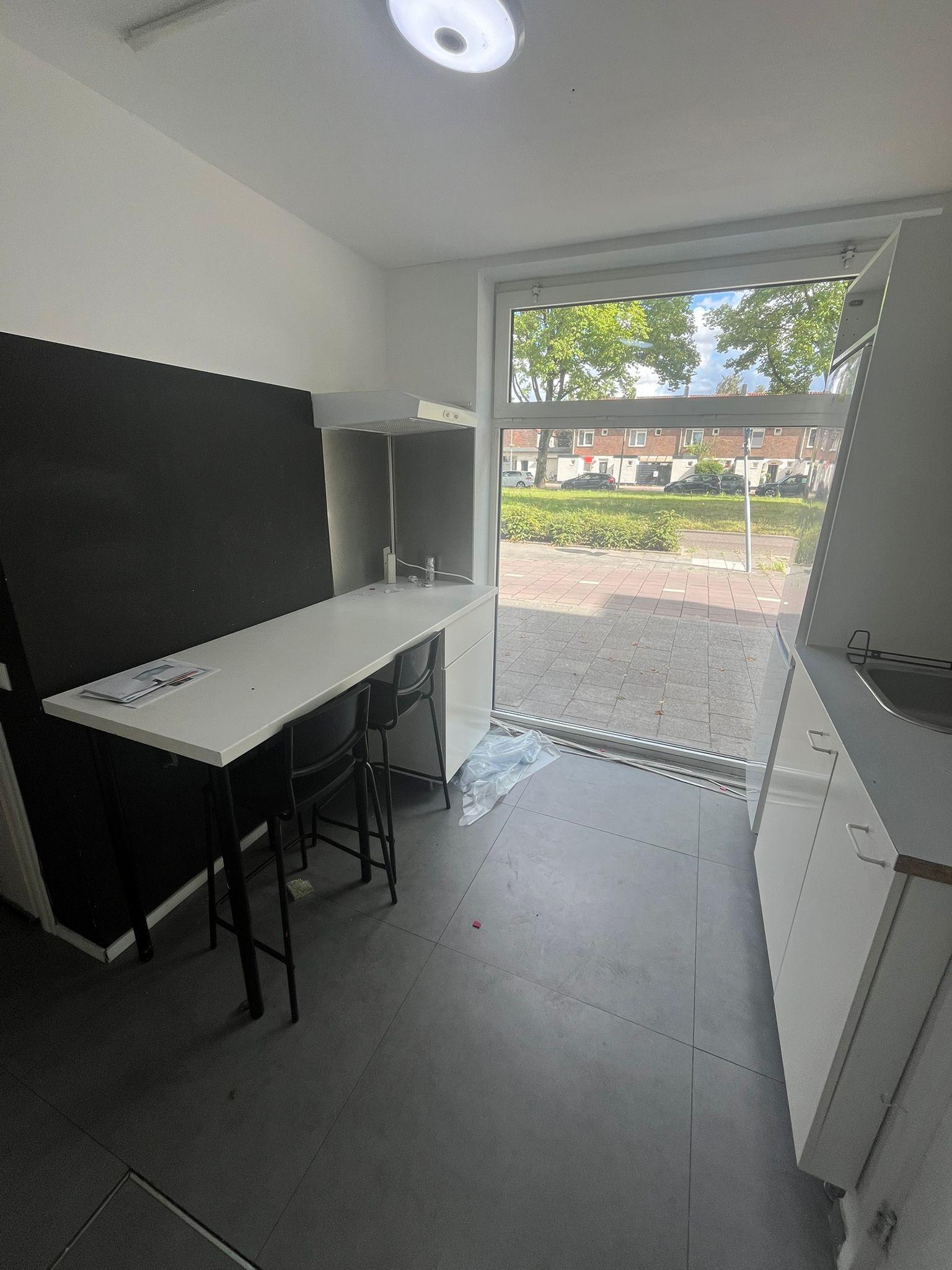 show all photos of Troelstralaan