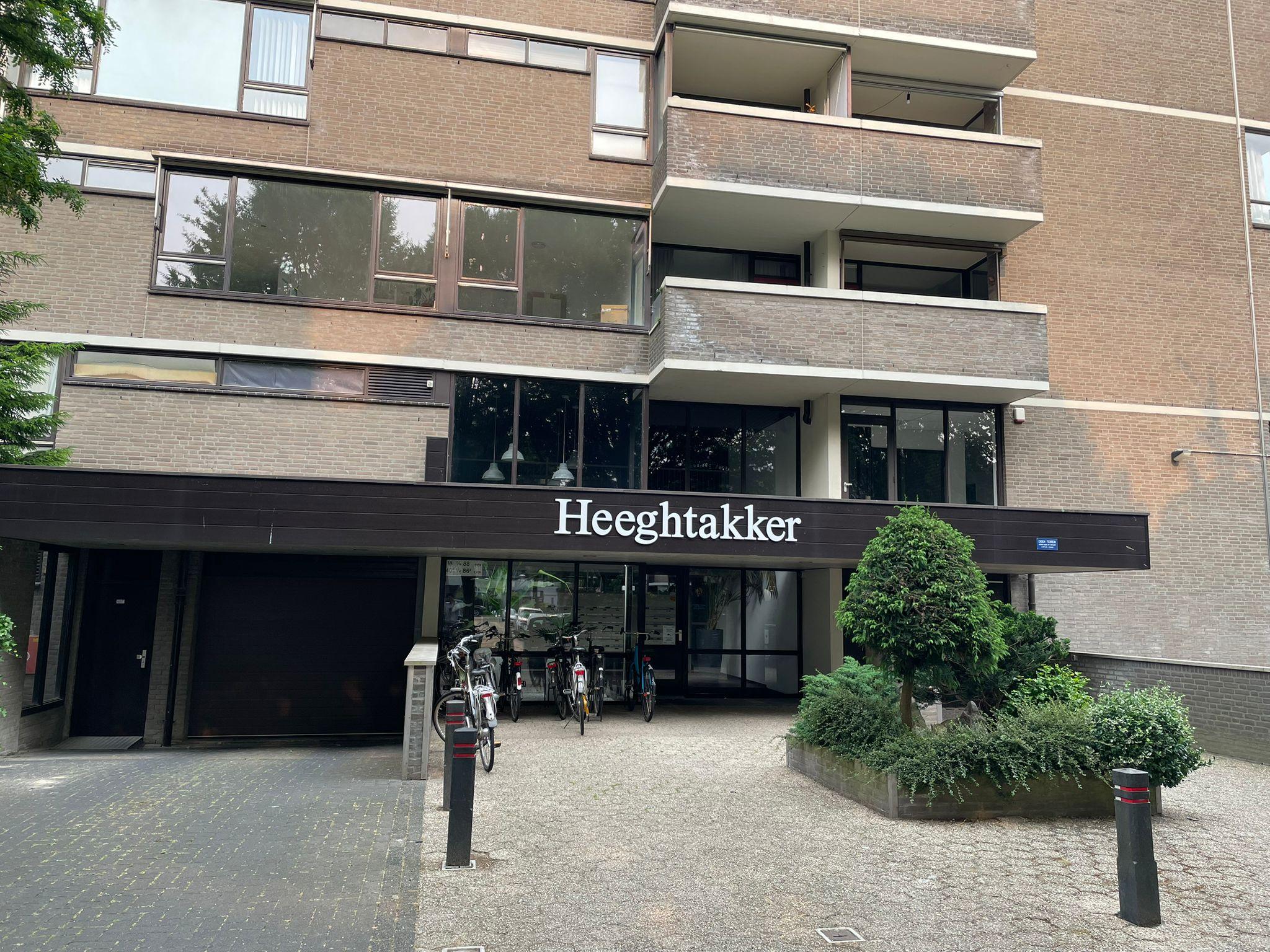 show all photos of Heeghtakker