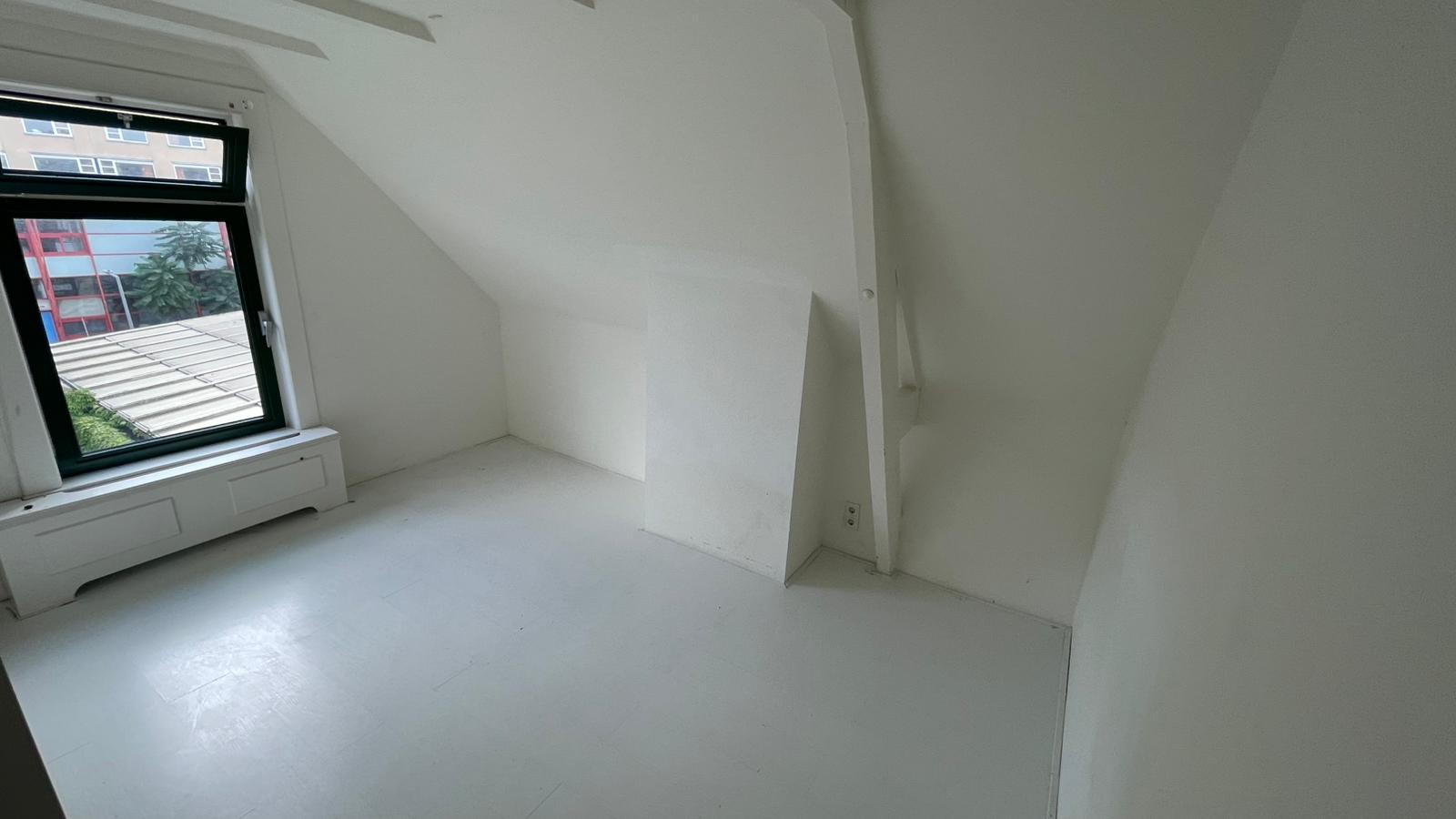 show all photos of Oostzeedijk