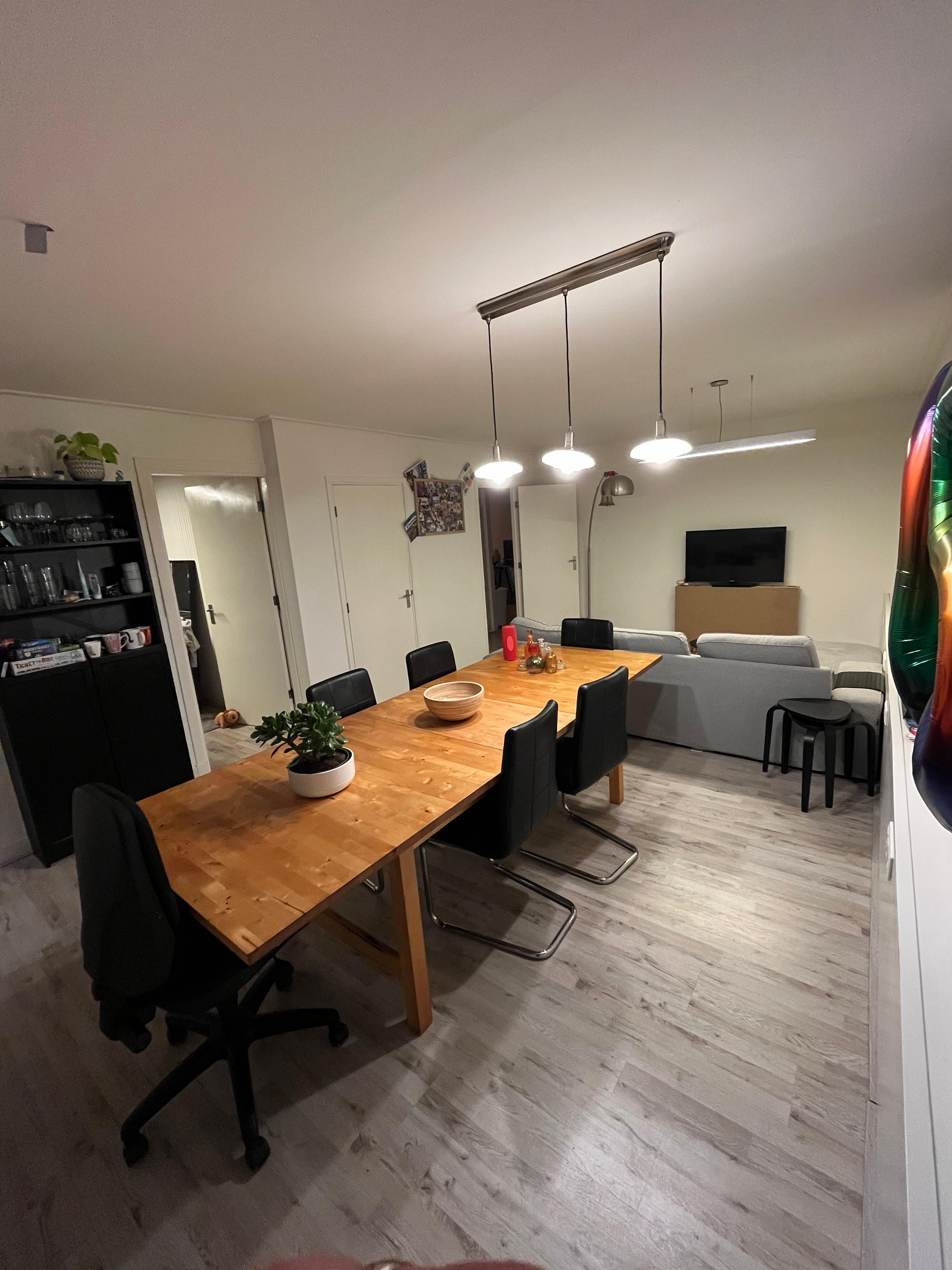 show all photos of Amsterdamsestraatweg