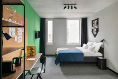 show all photos of Van Leeuwenhoekpark