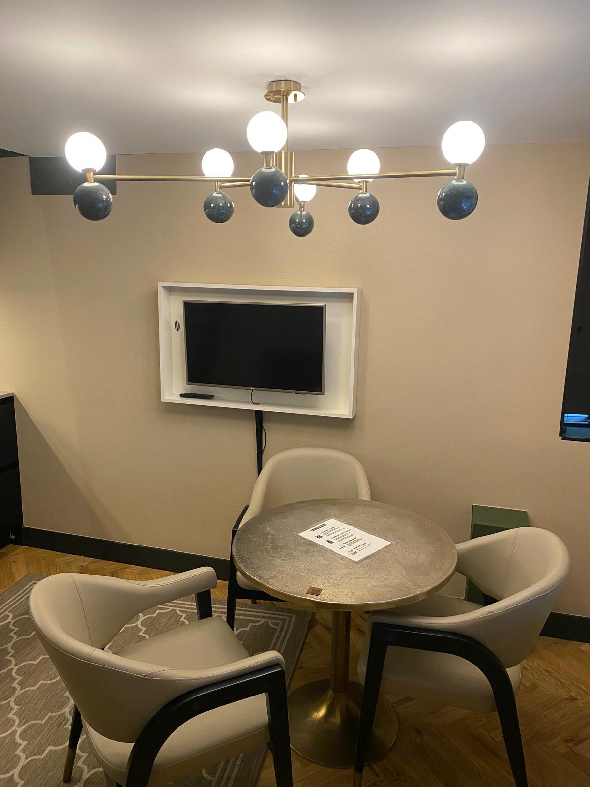 show all photos of Anton Waldorpstraat