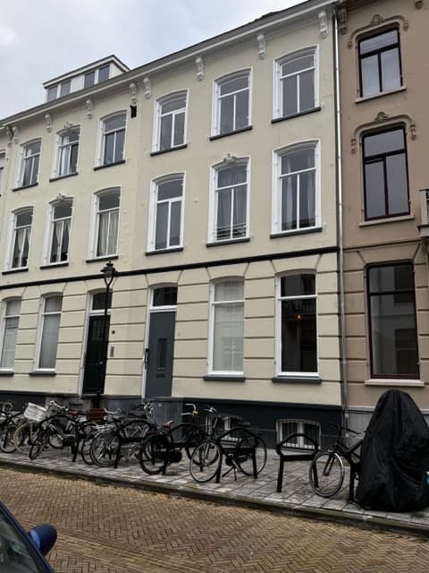 show all photos of Parkstraat