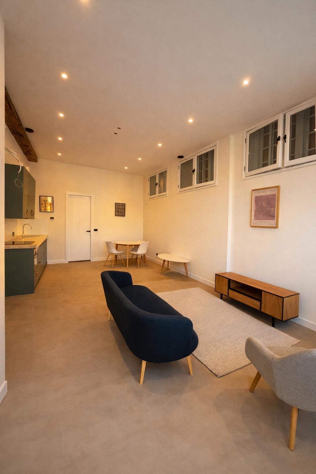 show all photos of Noordeinde