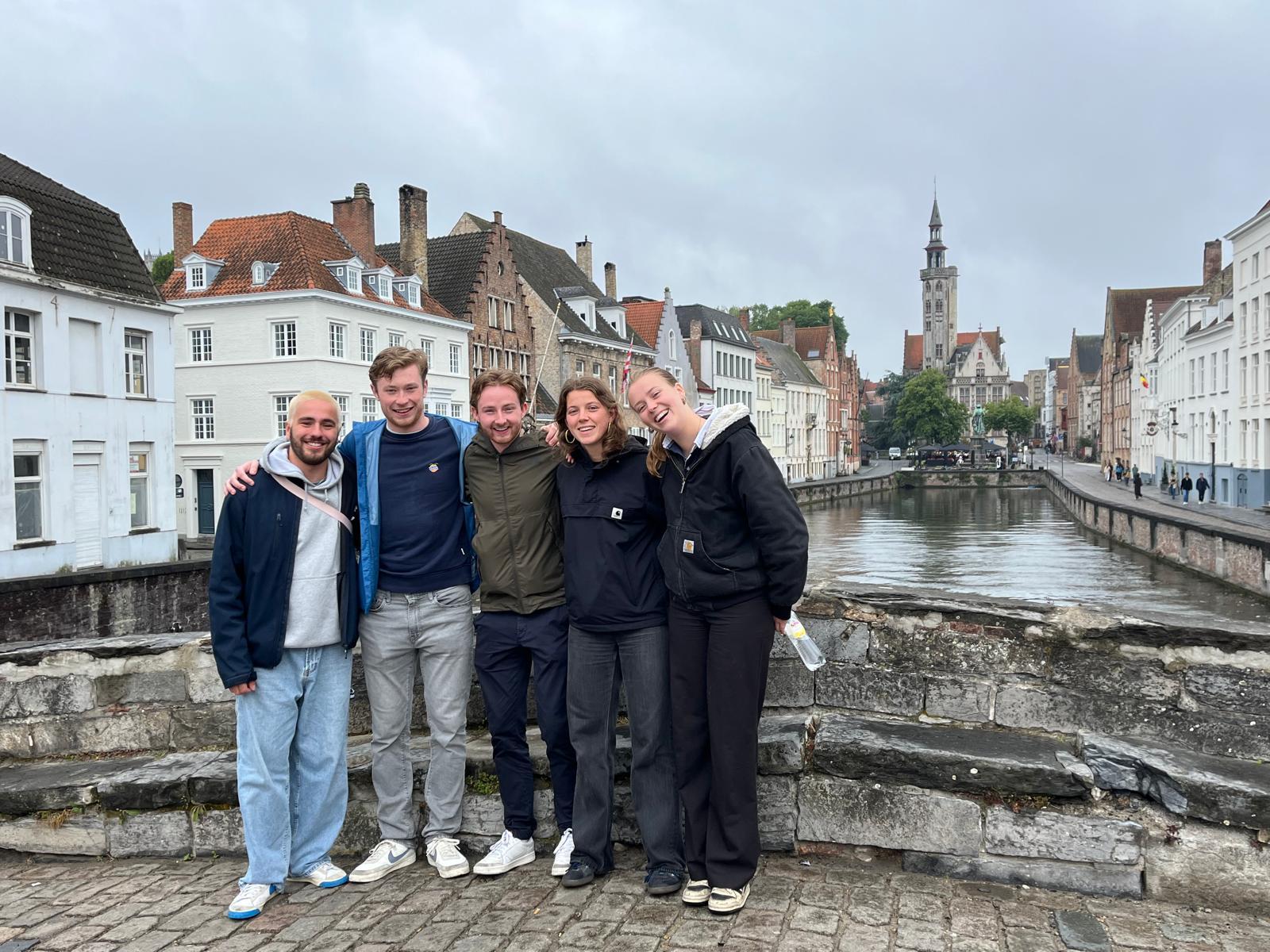 show all photos of Hippolytusbuurt