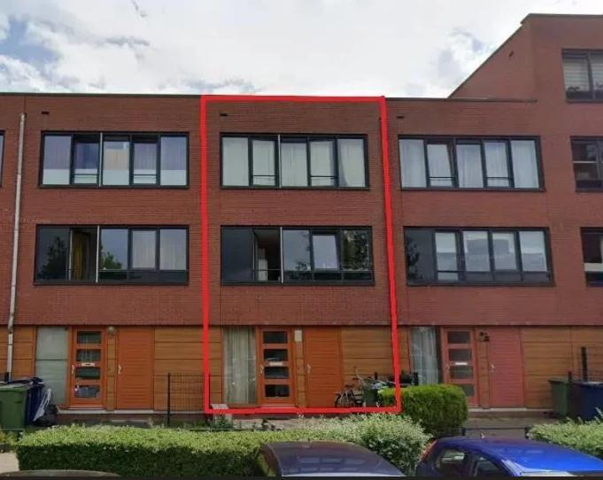 show all photos of Laan der V.O.C.