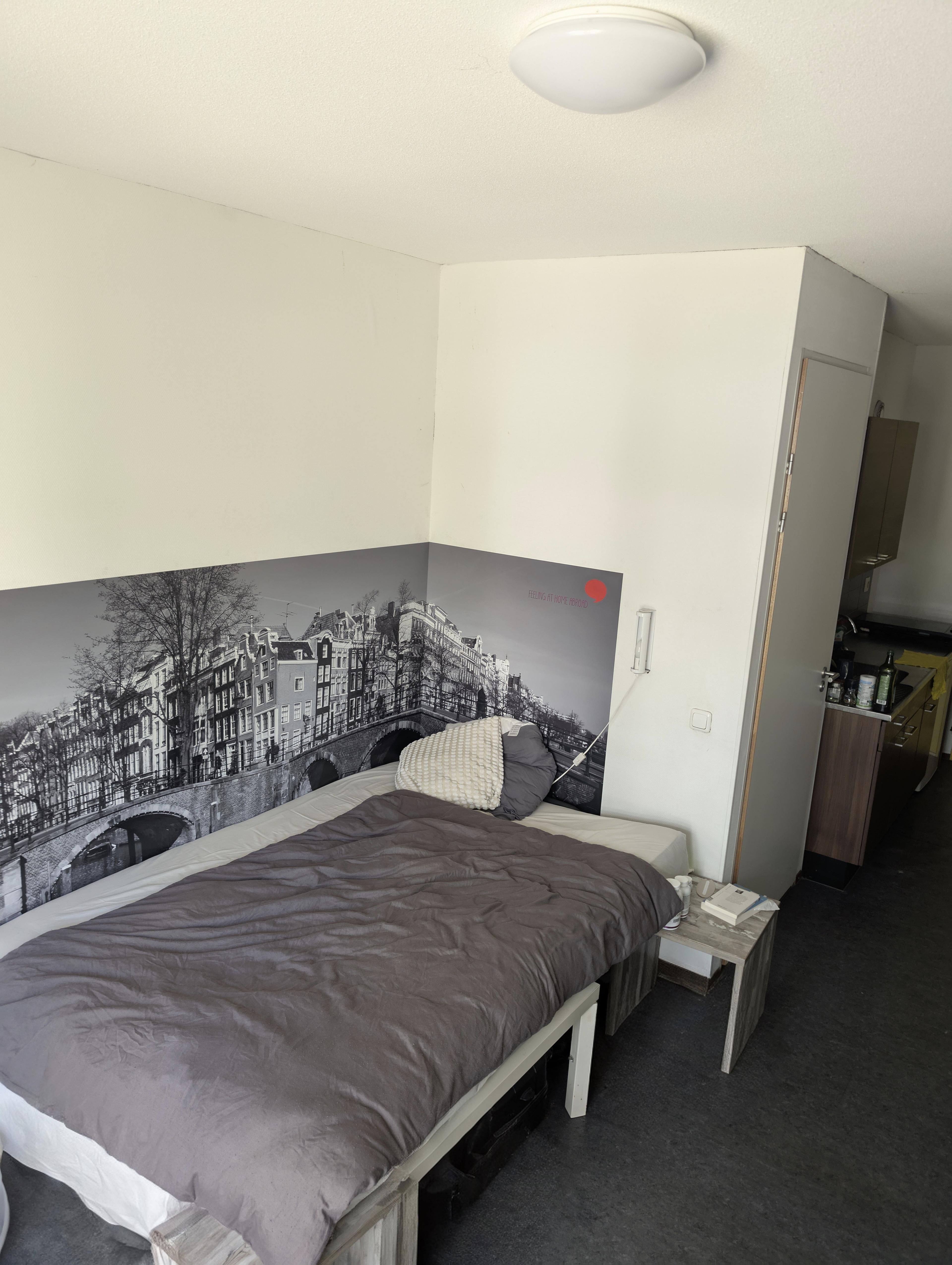 show all photos of Kees Broekmanstraat