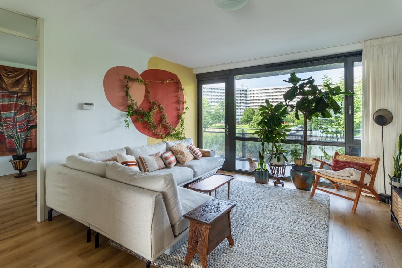 show all photos of Glitterstraat