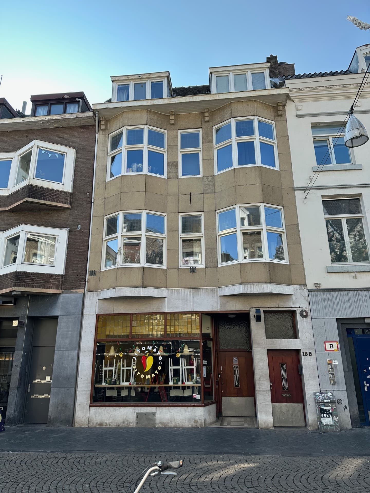 show all photos of Hoenderstraat
