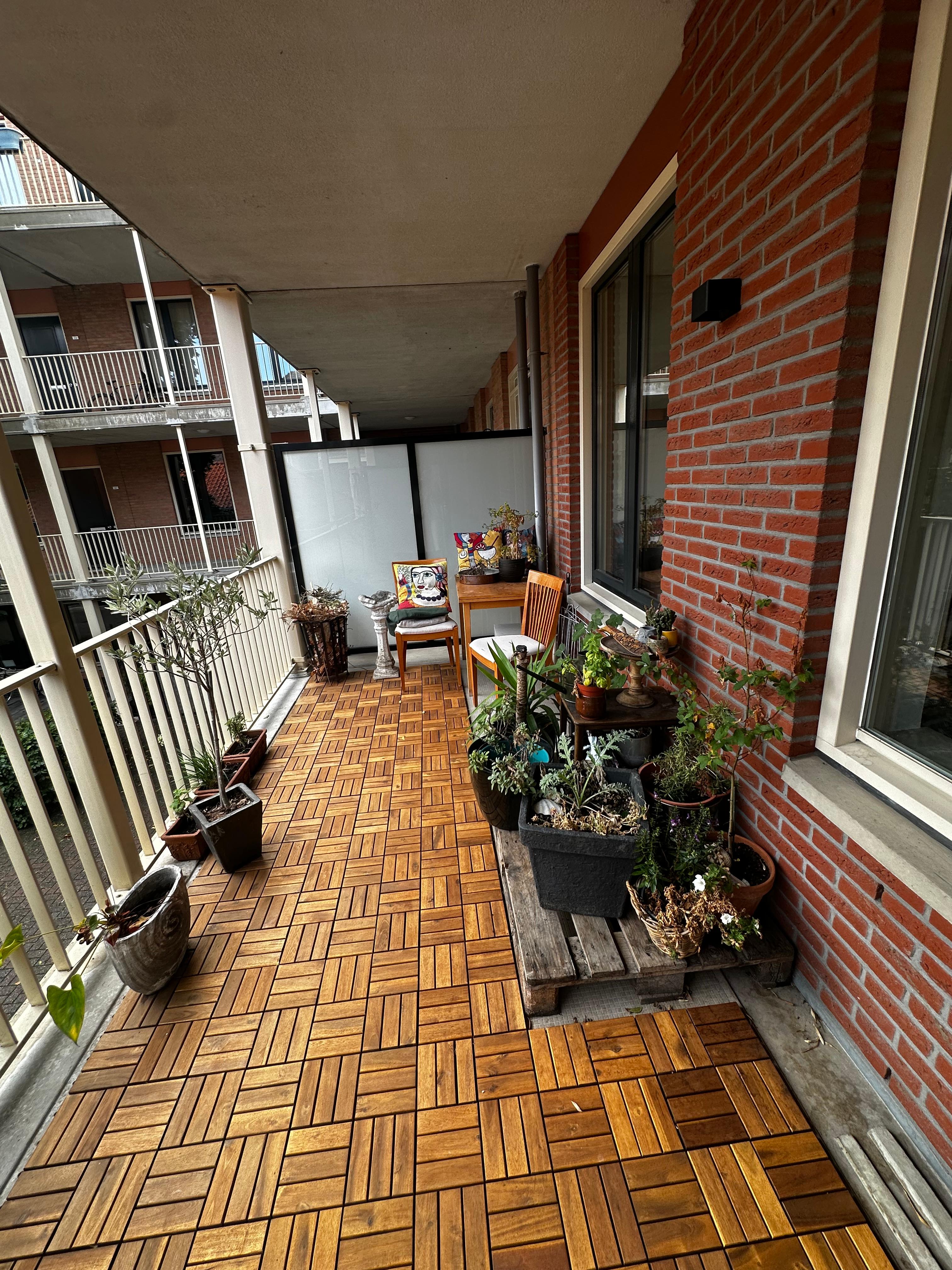 show all photos of Korte Lombardstraat