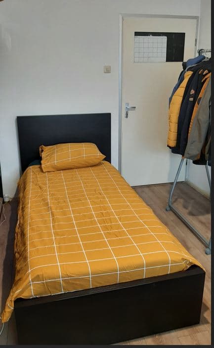 show all photos of Loenermark