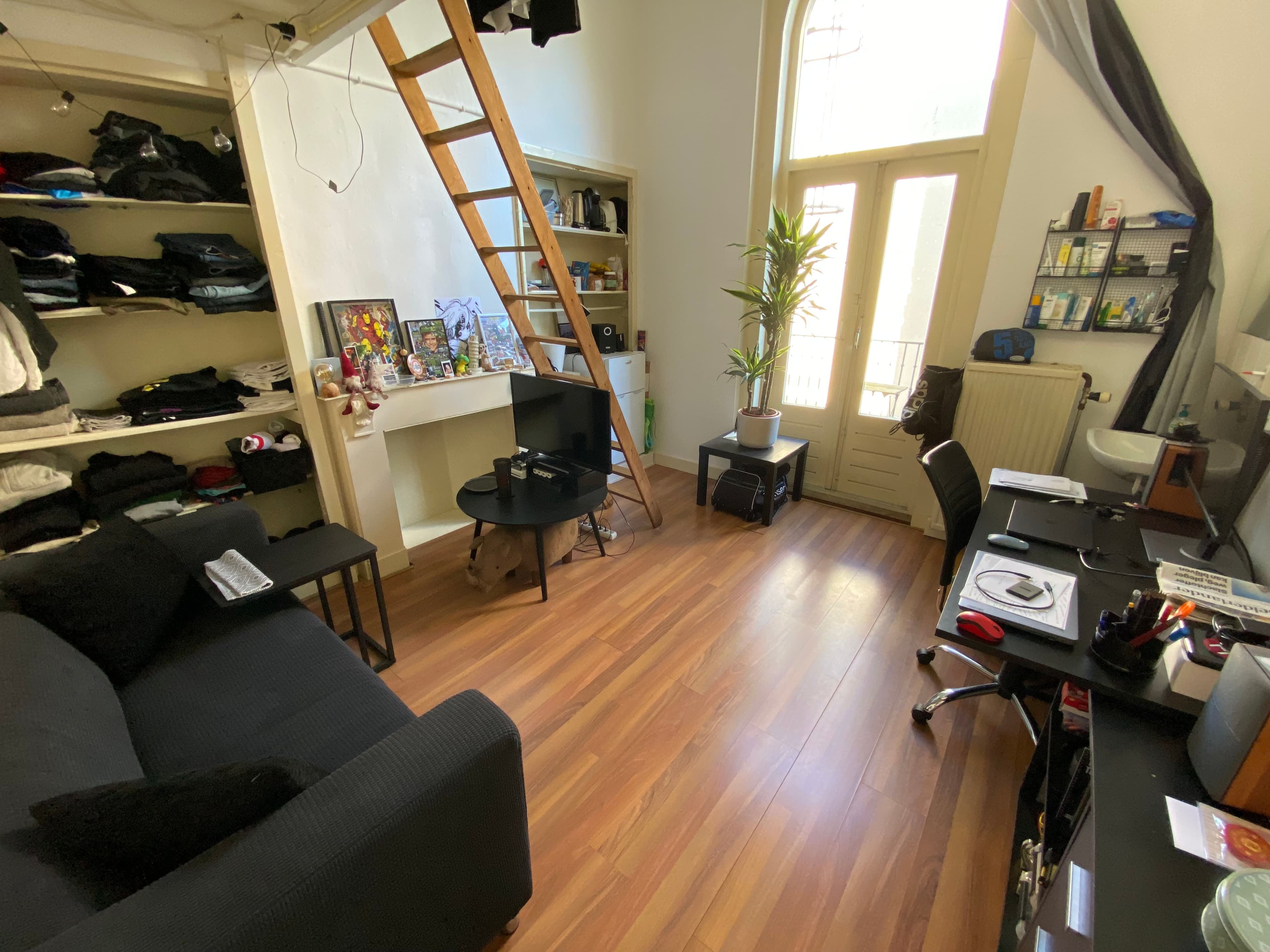 show all photos of Emmastraat