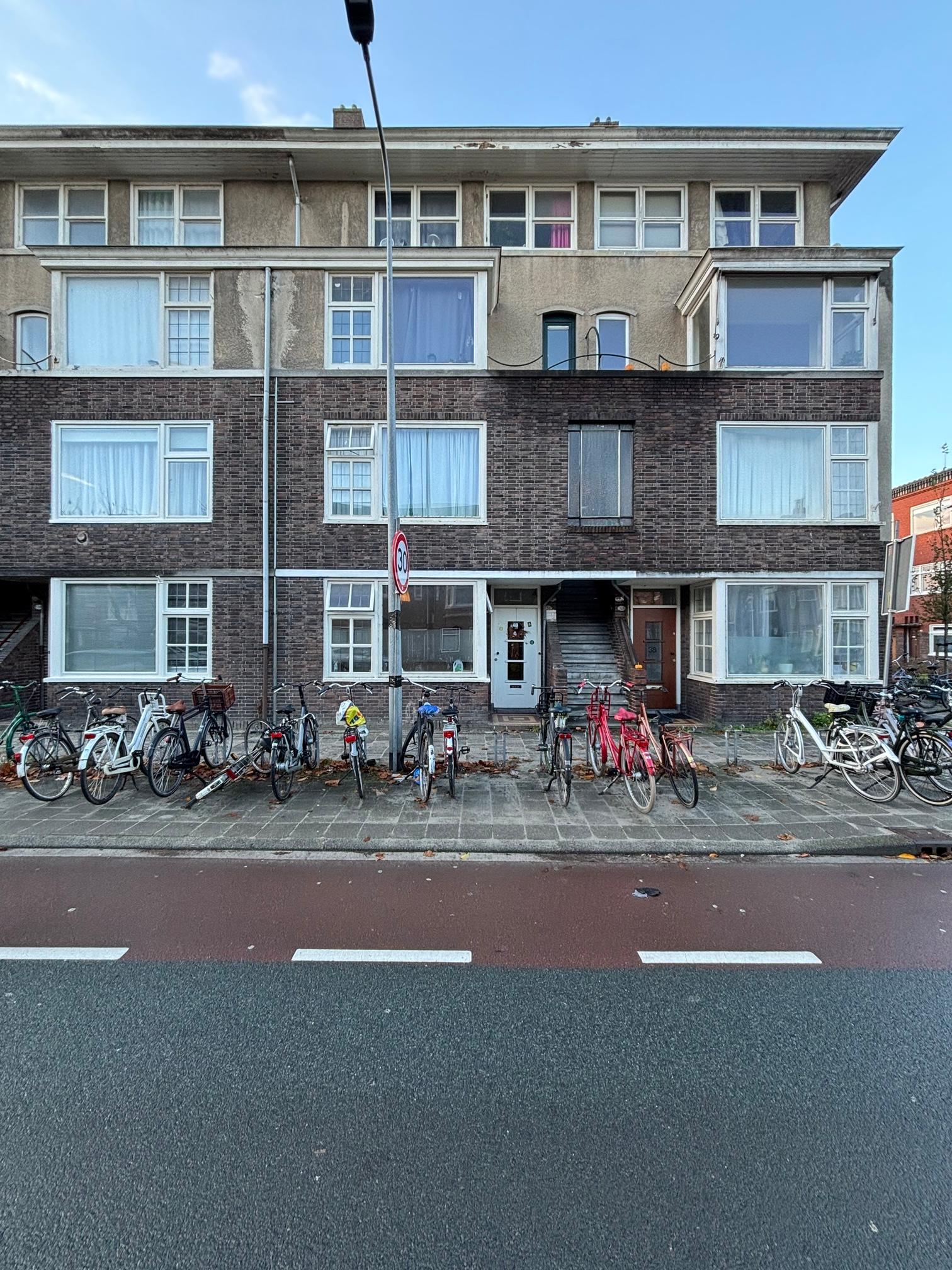 show all photos of J.C. Kapteynlaan