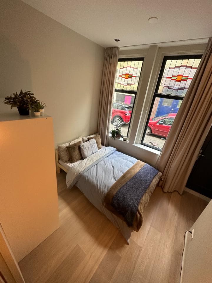 show all photos of Egelantiersstraat