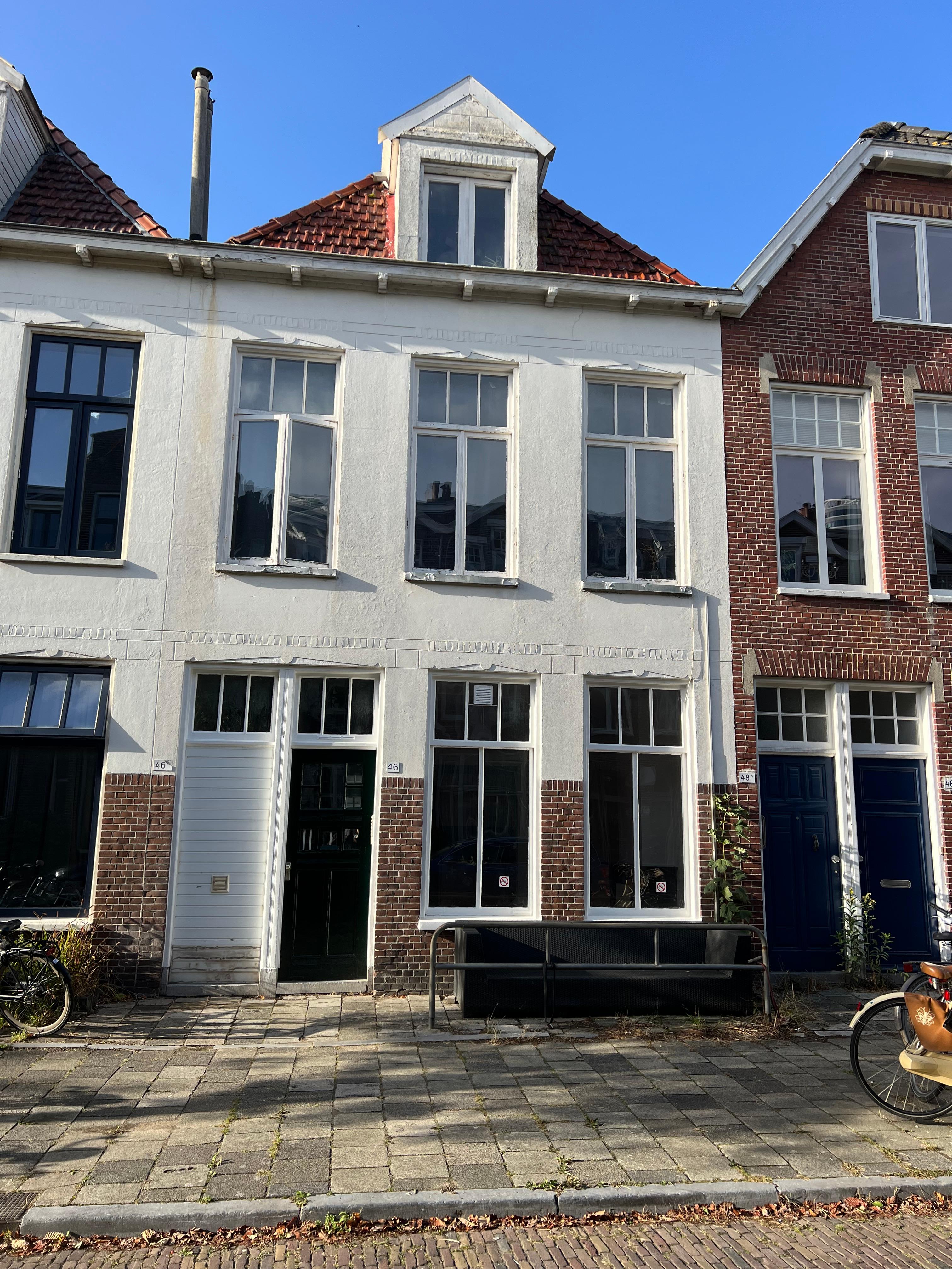 show all photos of Anna Paulownastraat