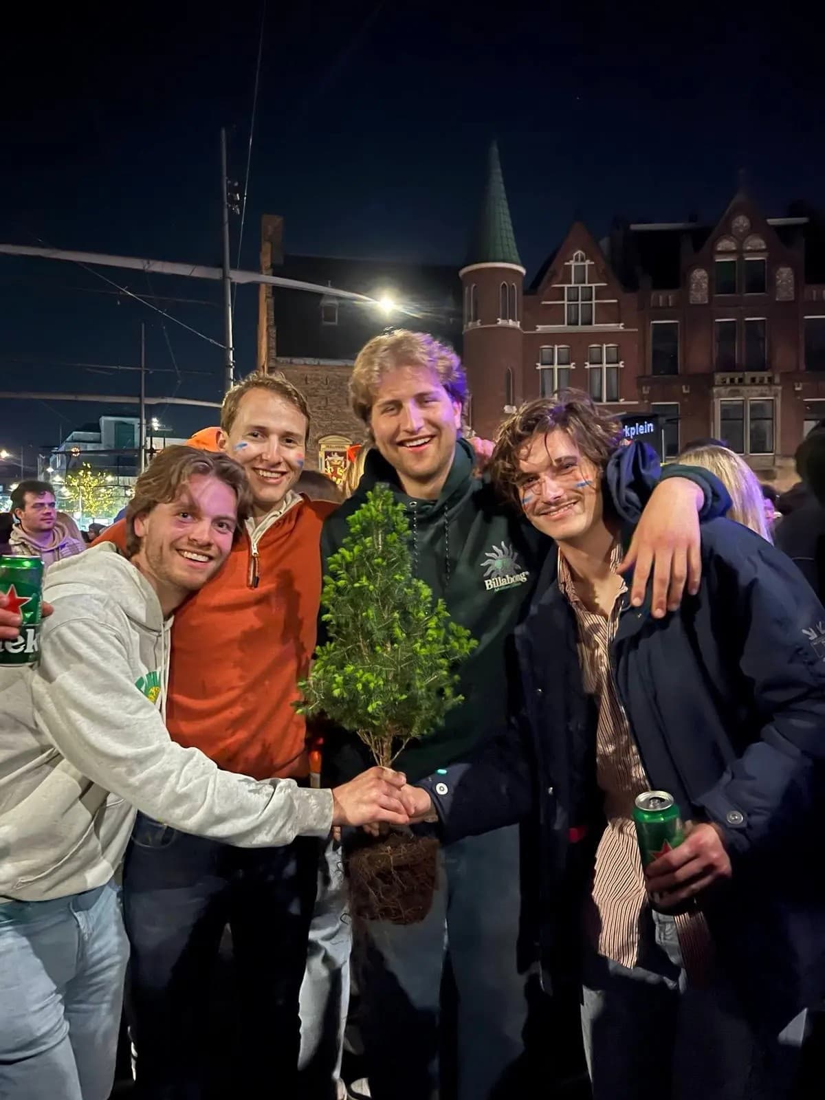 show all photos of Papsouwselaan