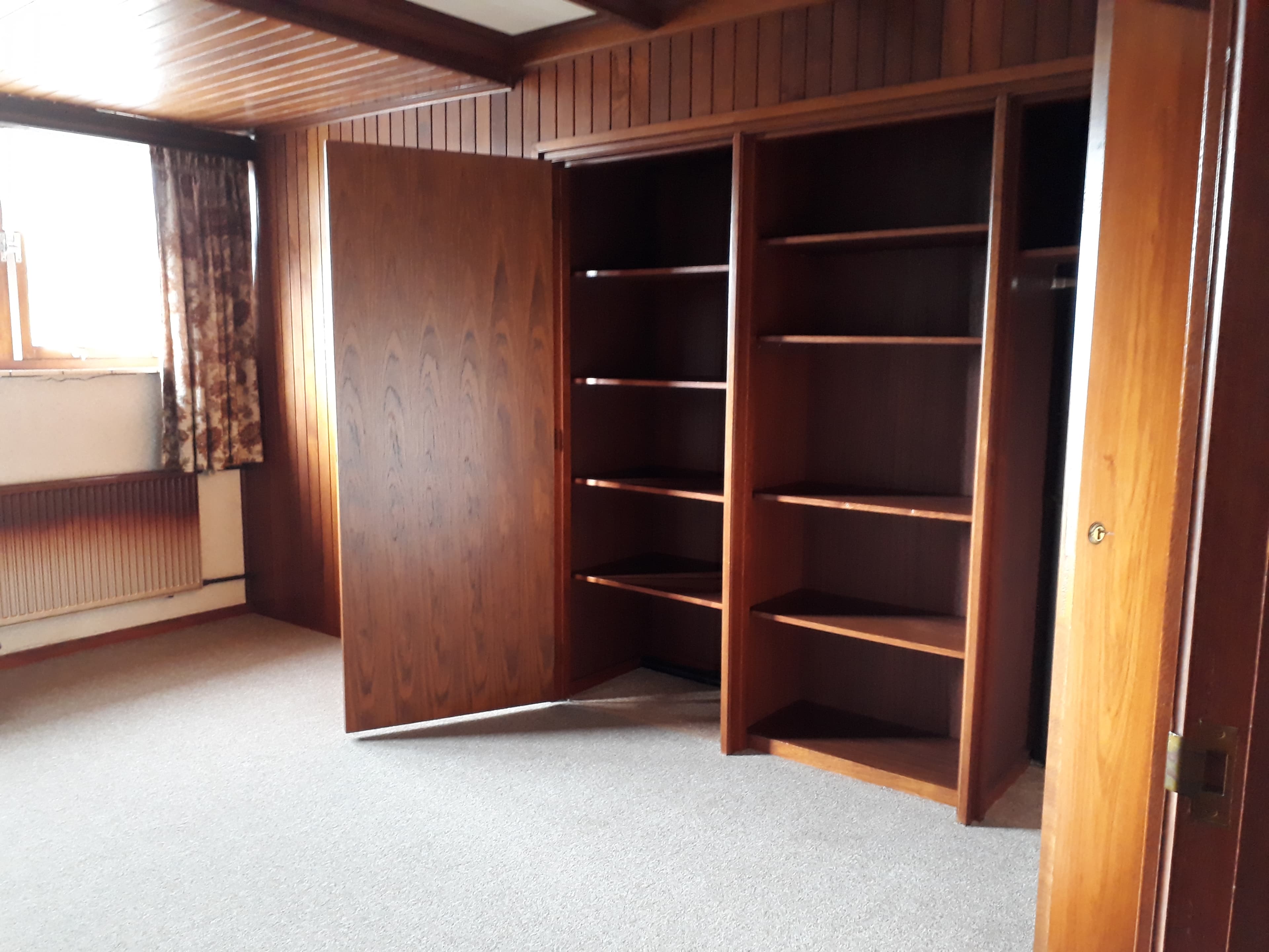 show all photos of Pakhuisweg