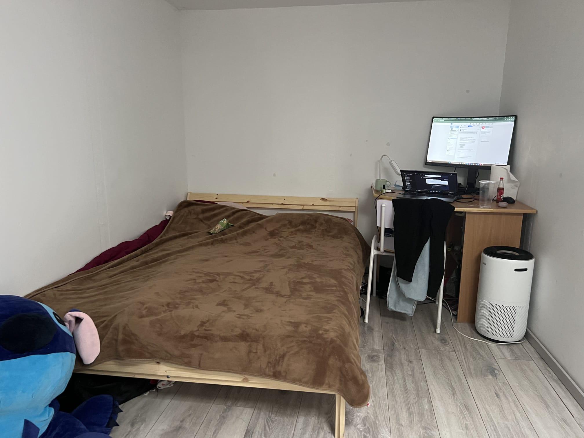 show all photos of De Heurne