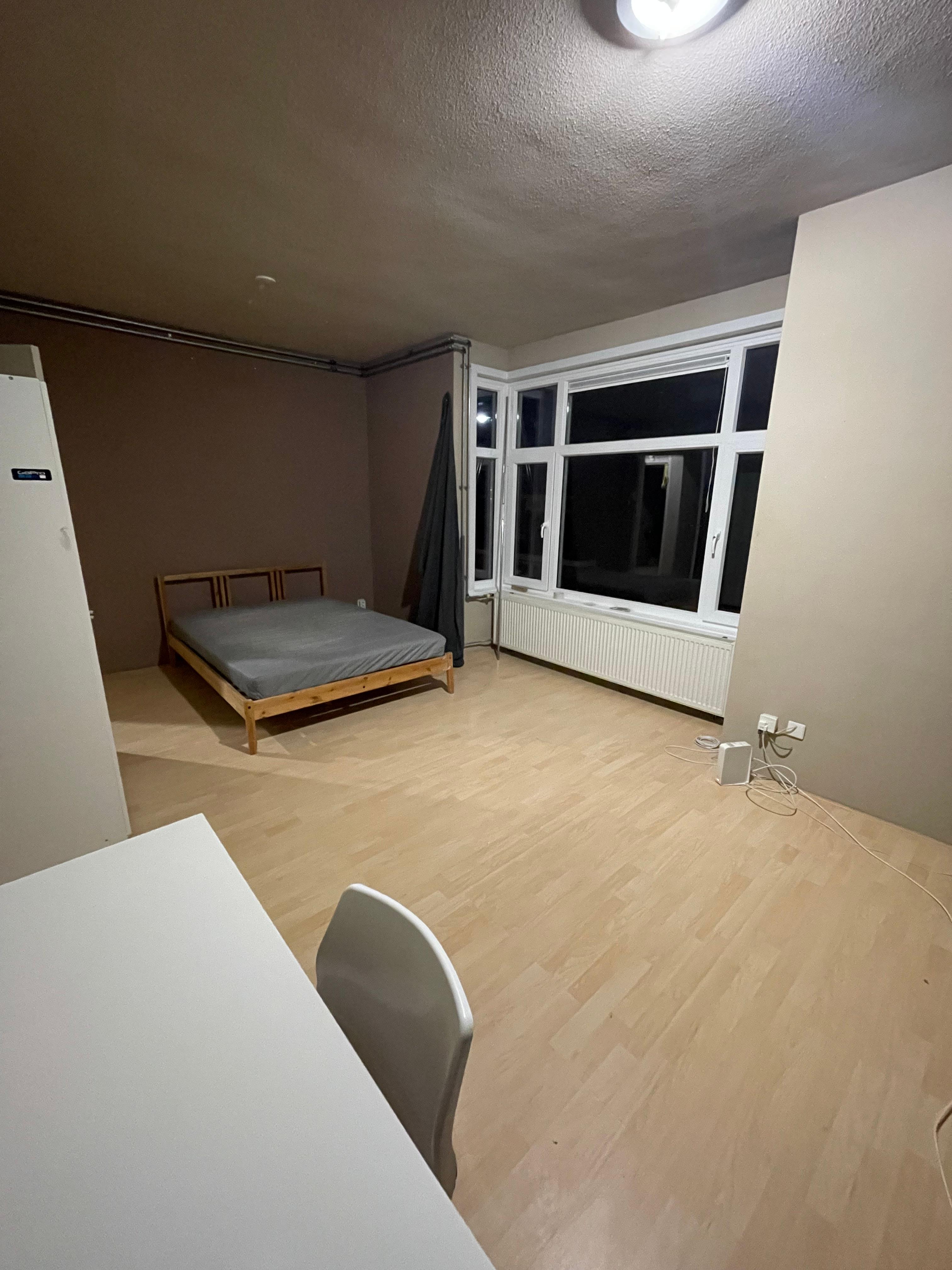 show all photos of Boele van Hensbroekstraat