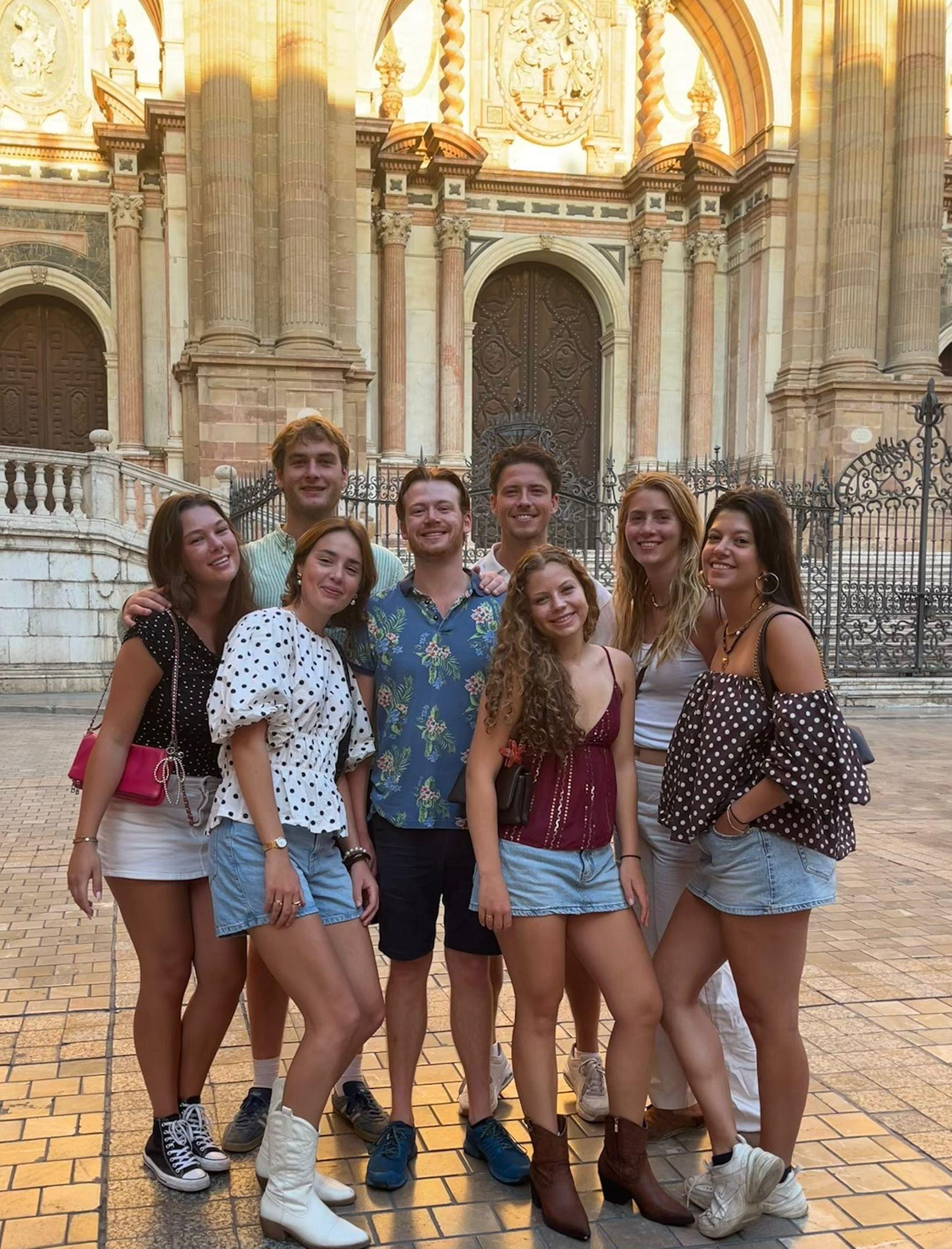 show all photos of Bierstraat