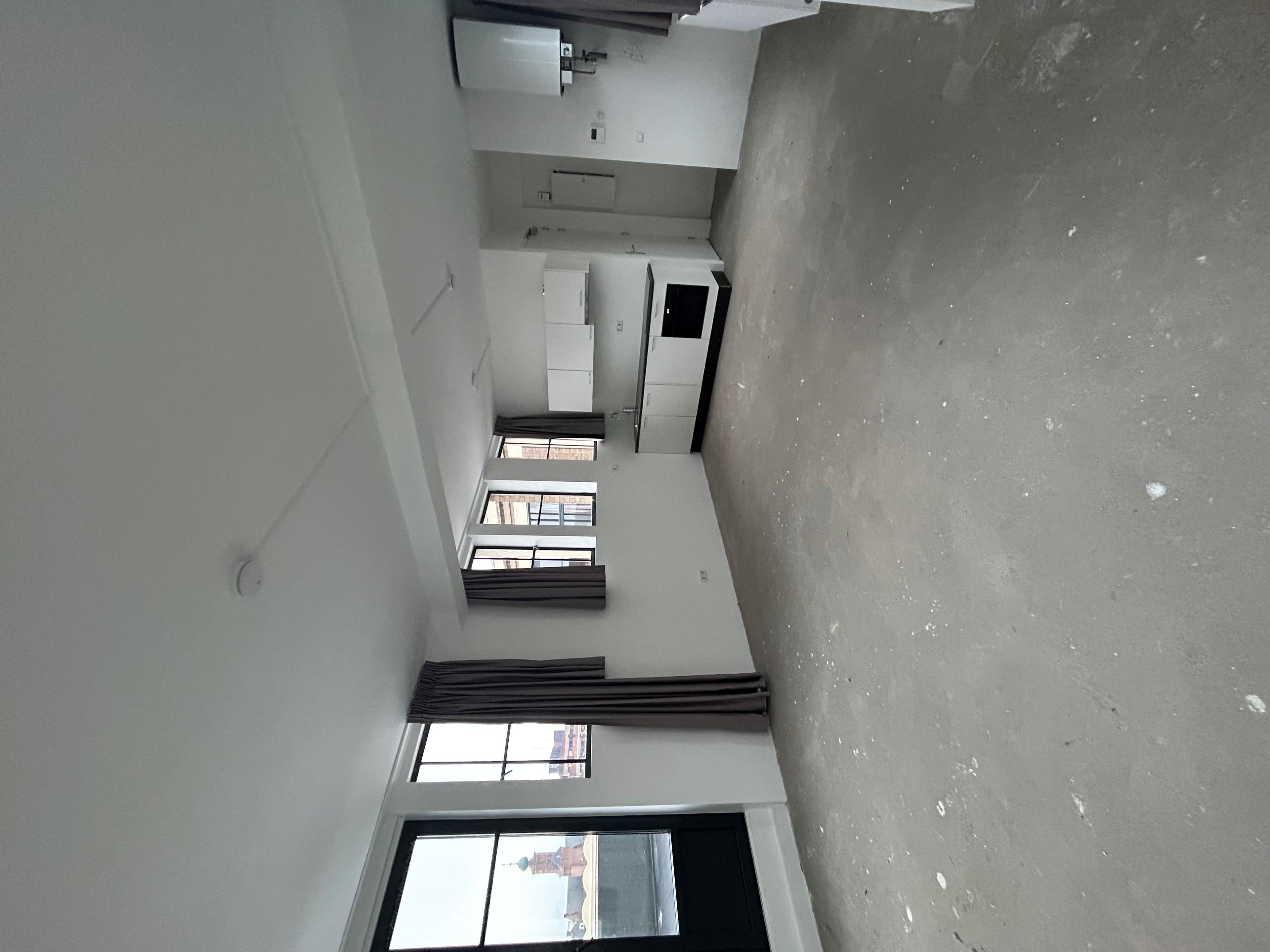 show all photos of Plein 1944