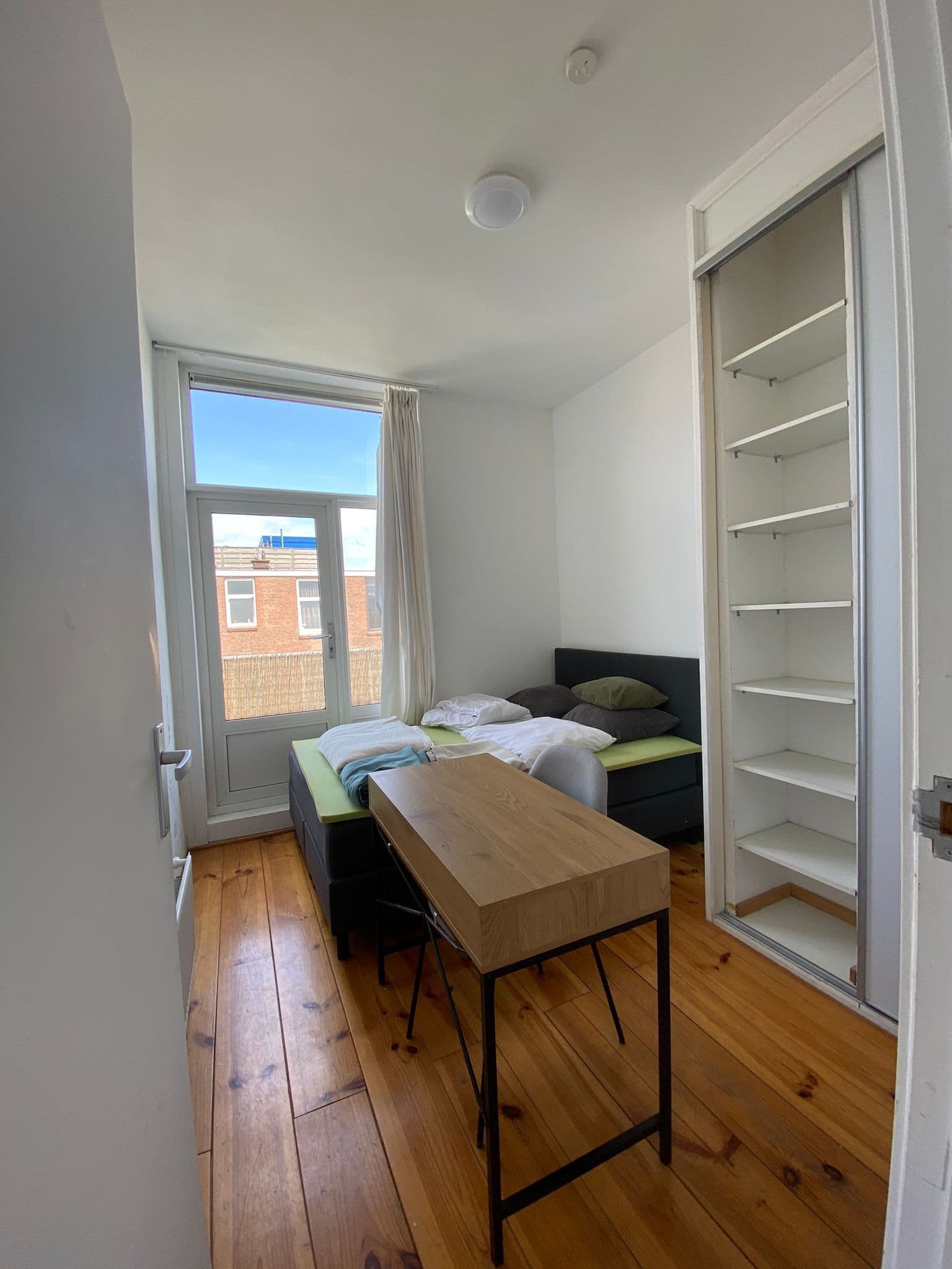 show all photos of Lutmastraat