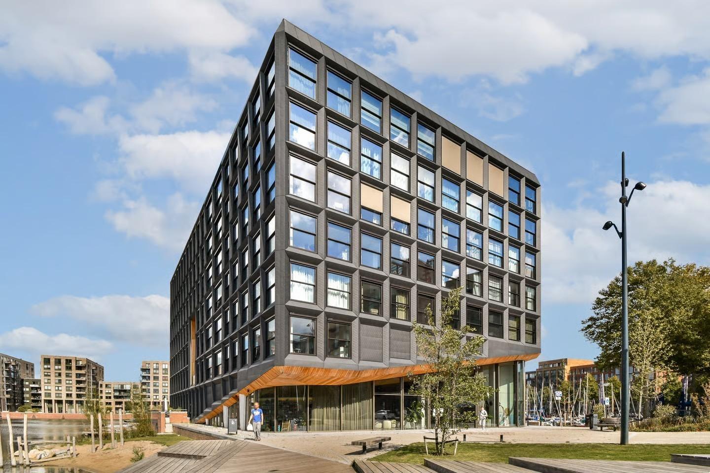 show all photos of Krijn Taconiskade