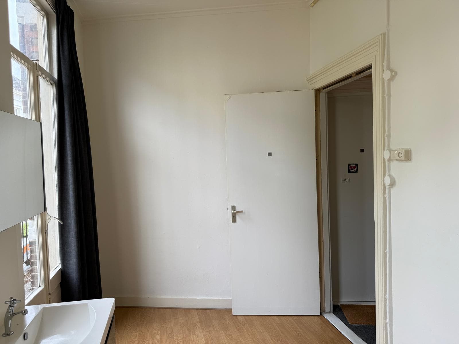 show all photos of Emmastraat