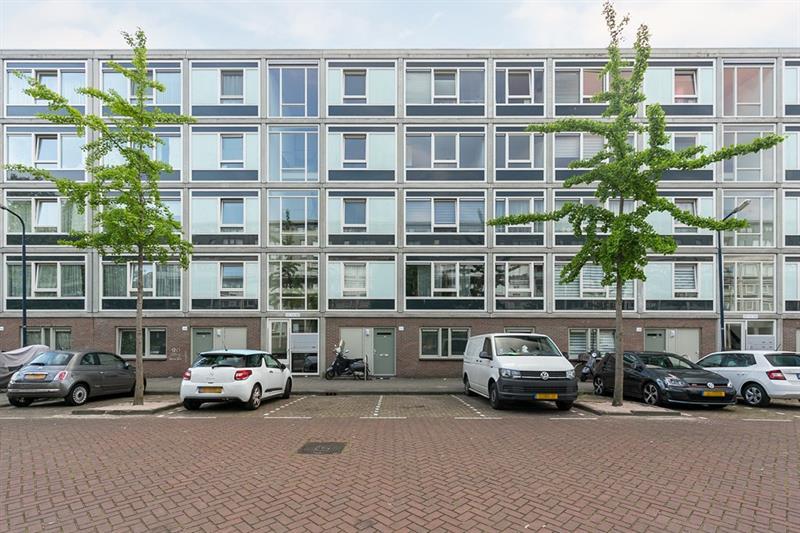 show all photos of Lederambachtstraat