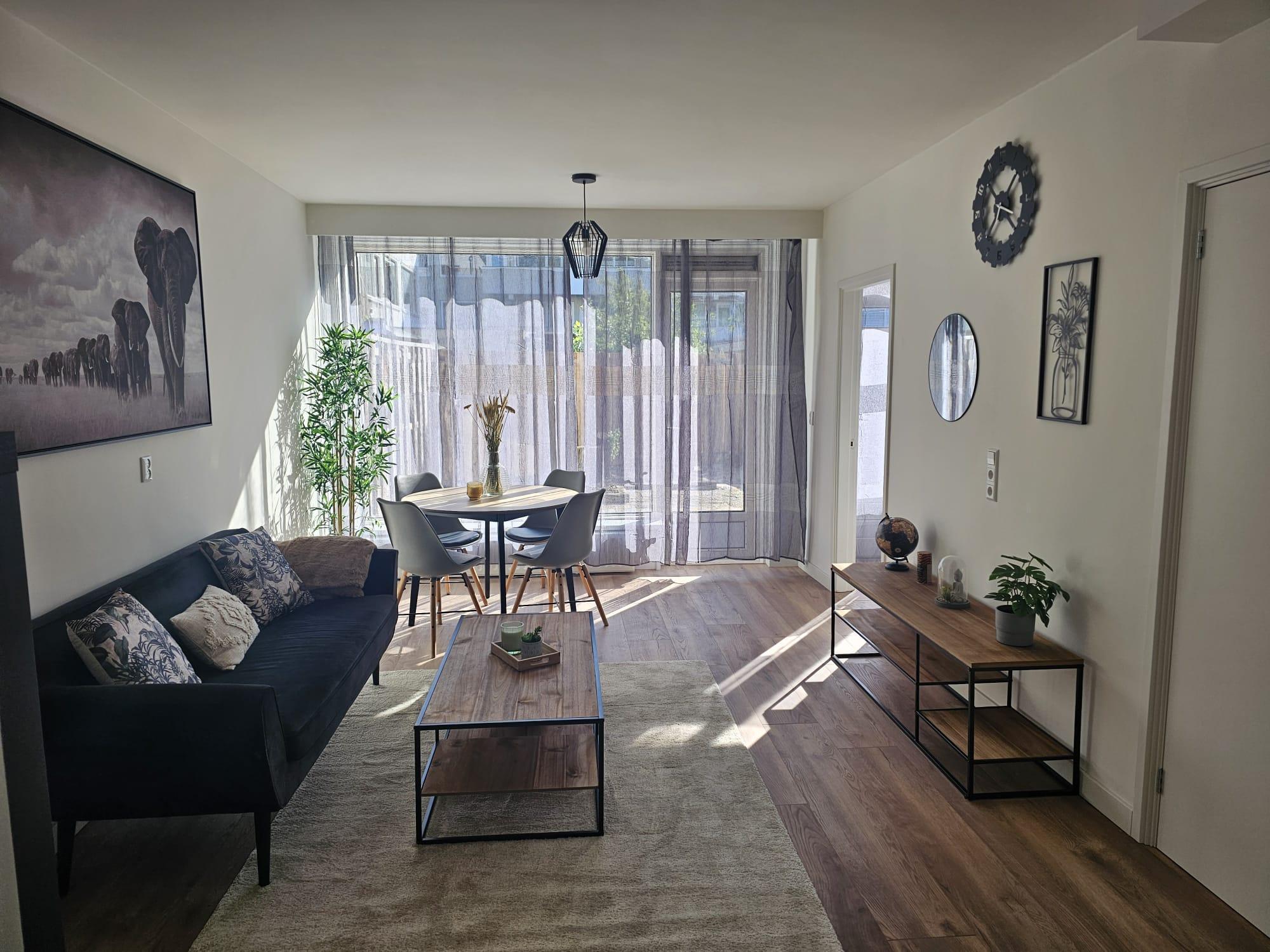 show all photos of Rooseveltlaan