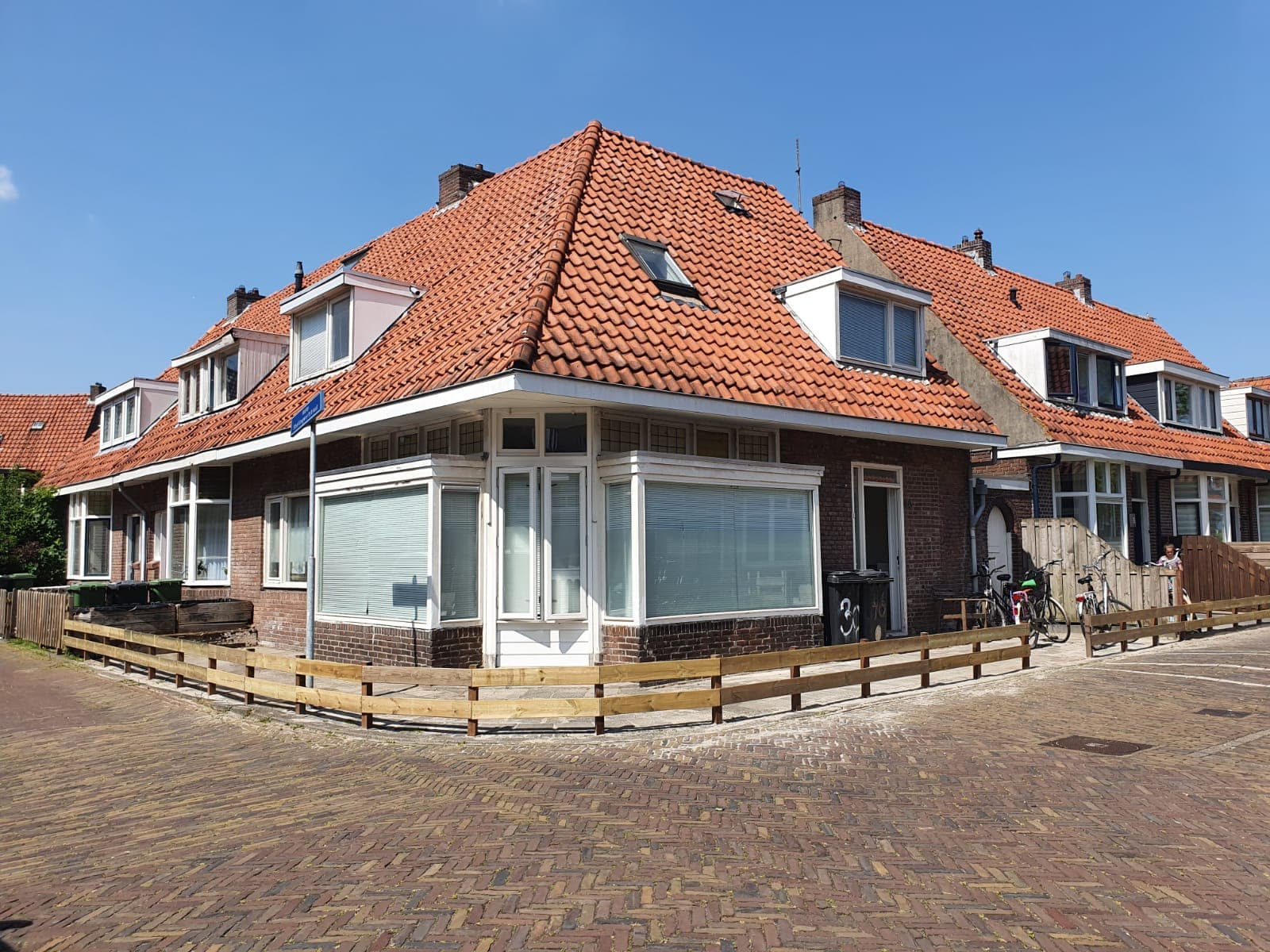 show all photos of Sontdwarsstraat