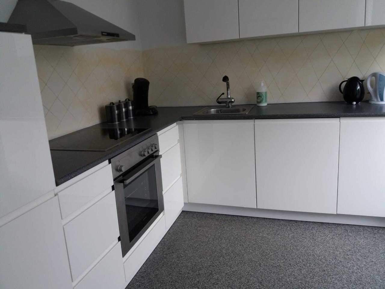 show all photos of Theo van der Schuerlaan