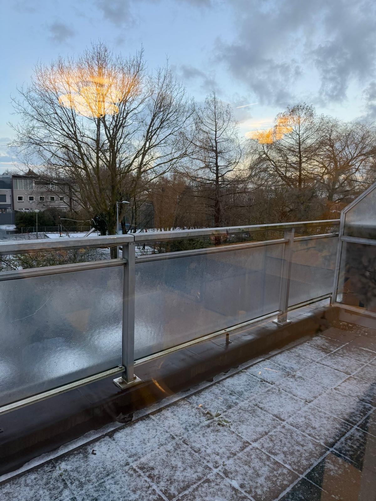 show all photos of La Meye