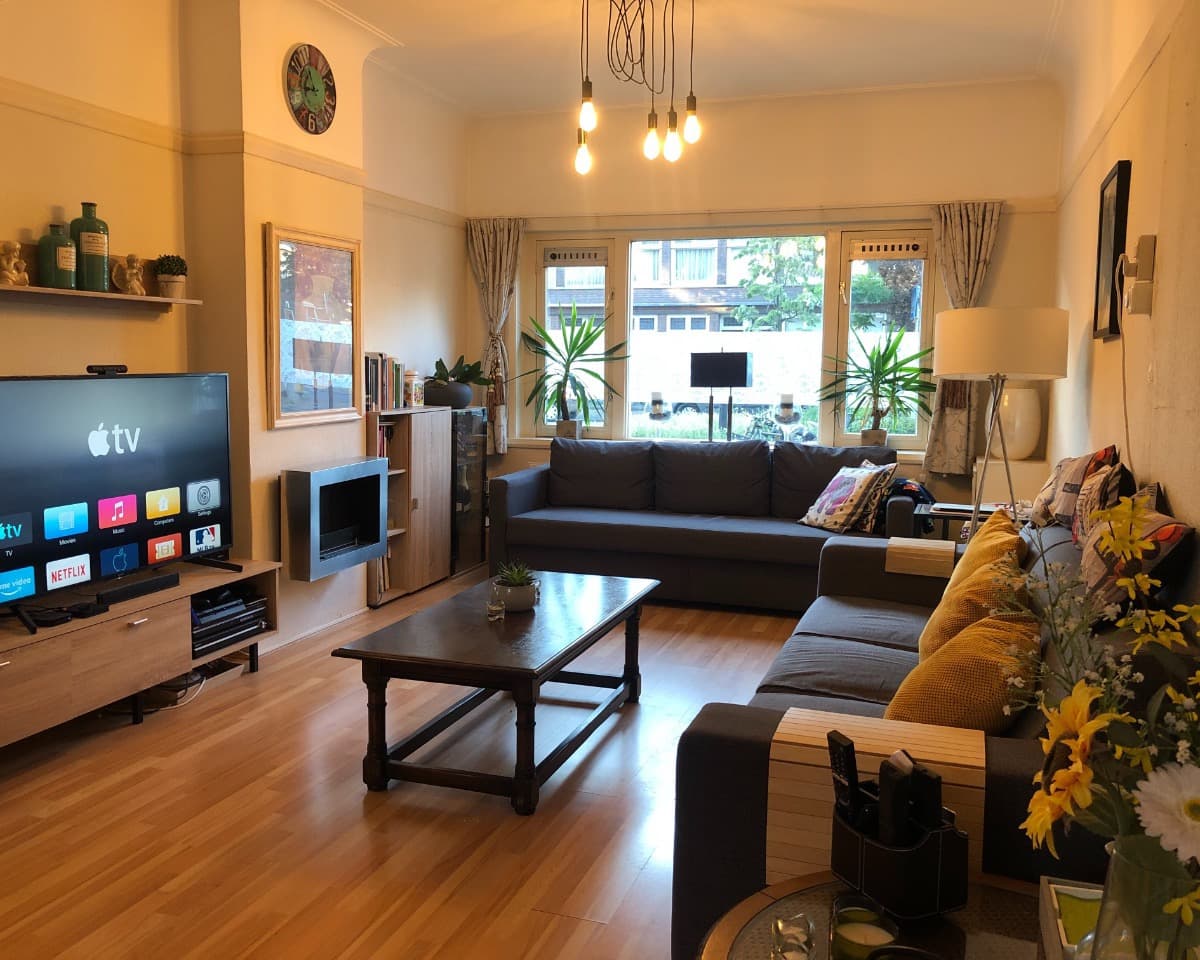 show all photos of Burgemeester Knappertlaan