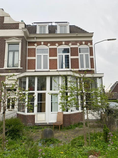 show all photos of Lawickse Allee