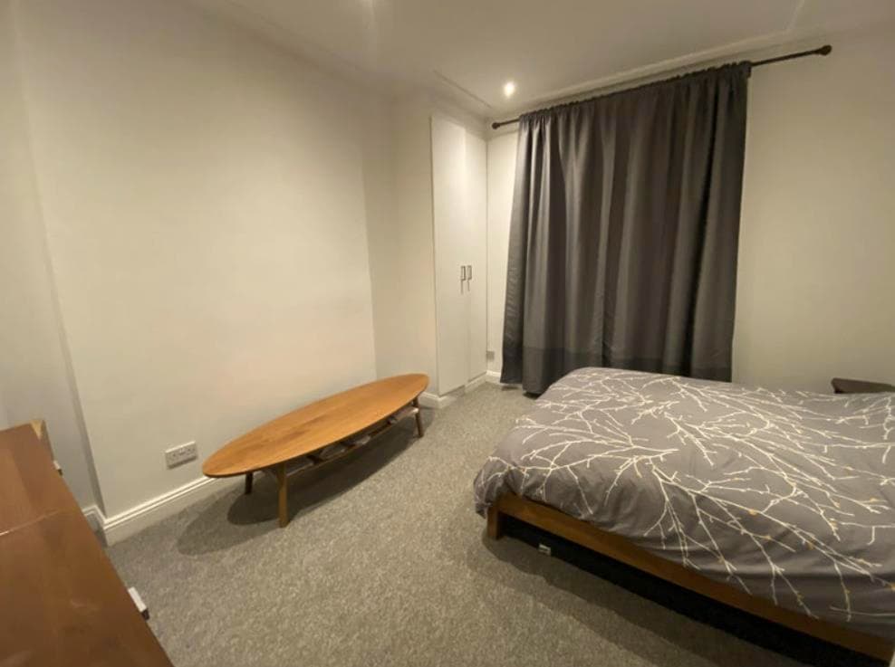 show all photos of IJdoornlaan