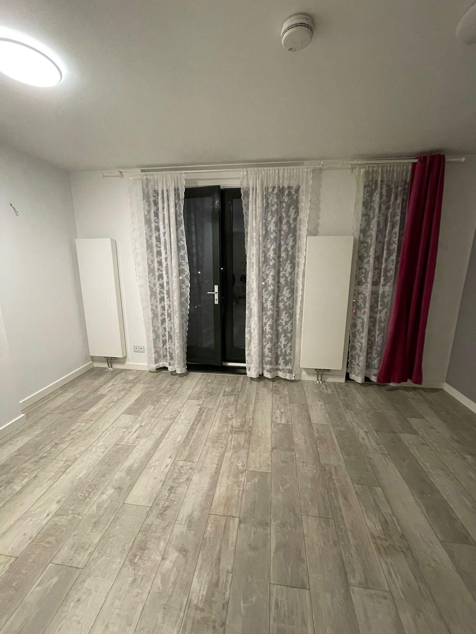 show all photos of Troelstralaan