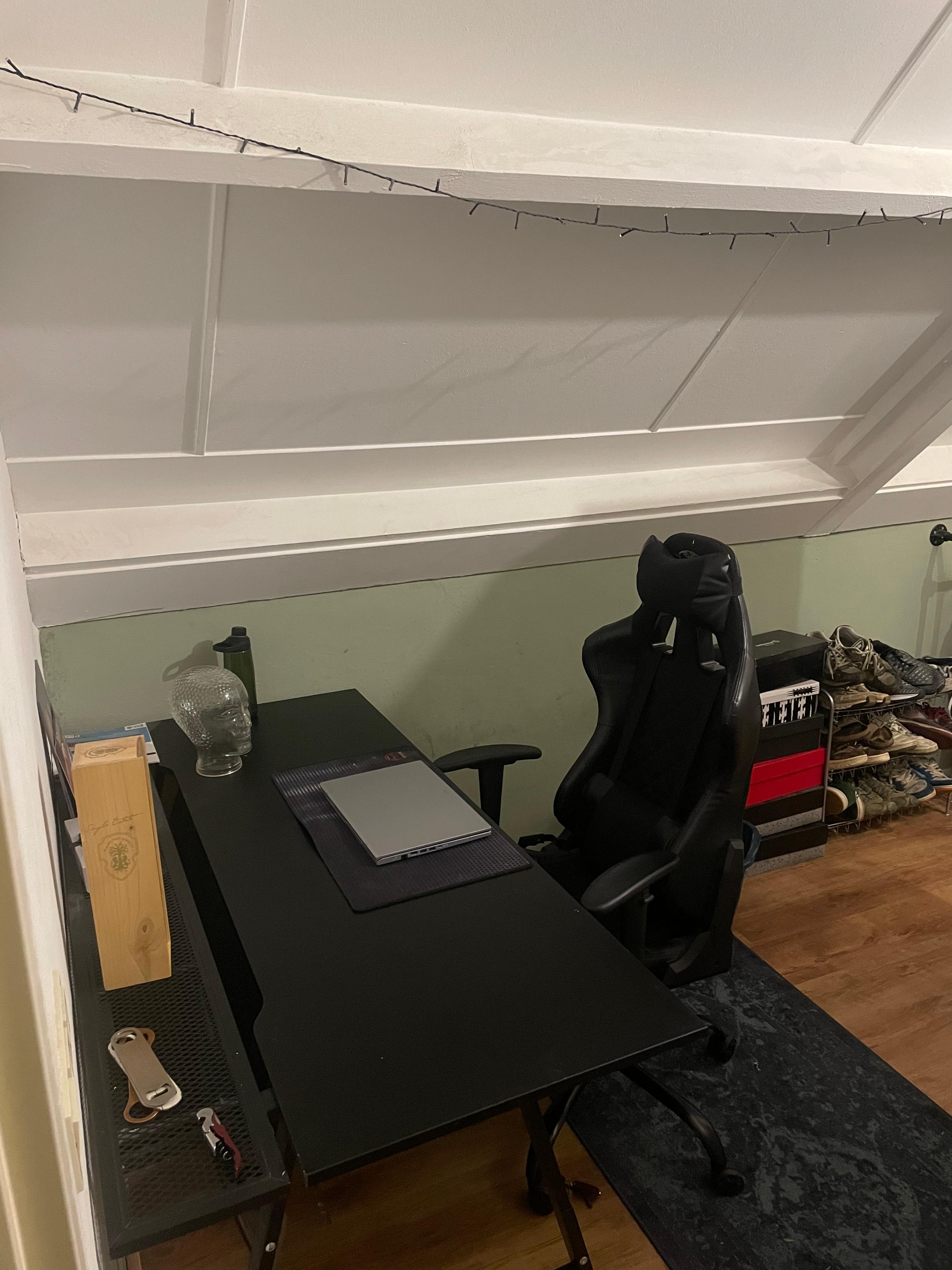 show all photos of Varkenmarkt