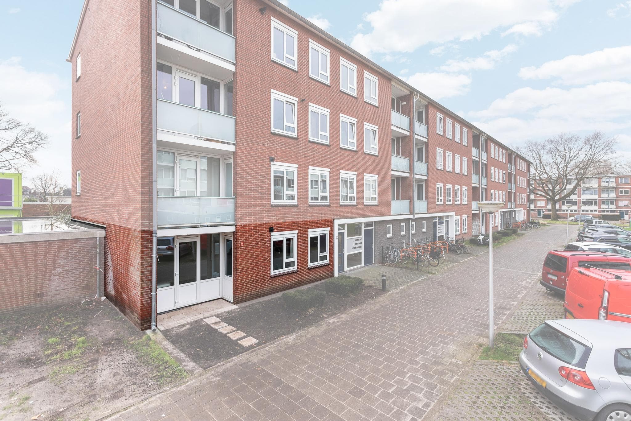 show all photos of Rembrandtlaan
