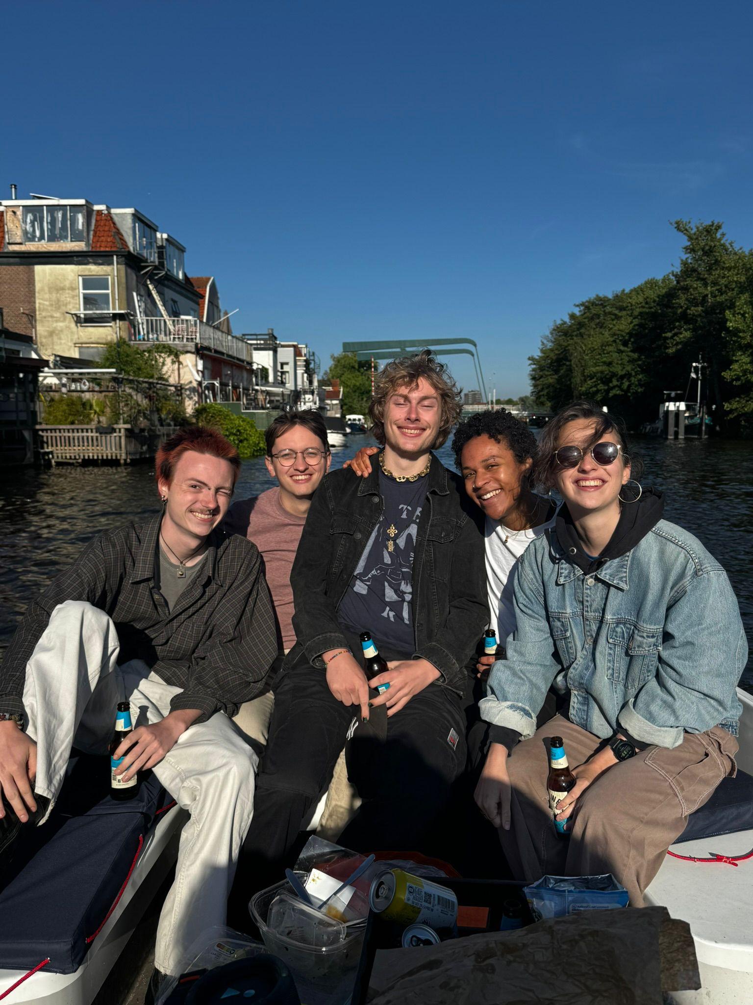 show all photos of Langebrug