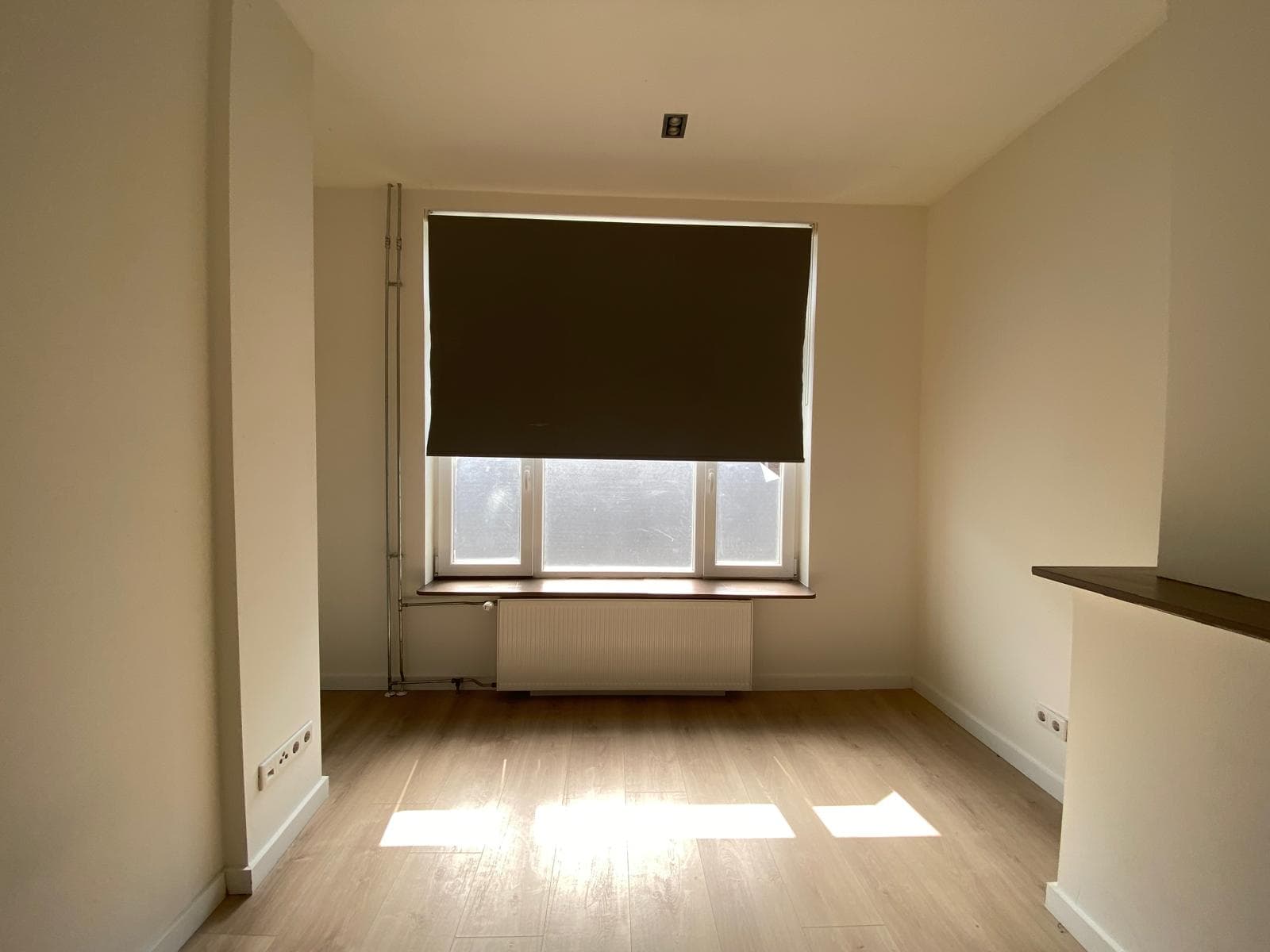 show all photos of Lange Rij