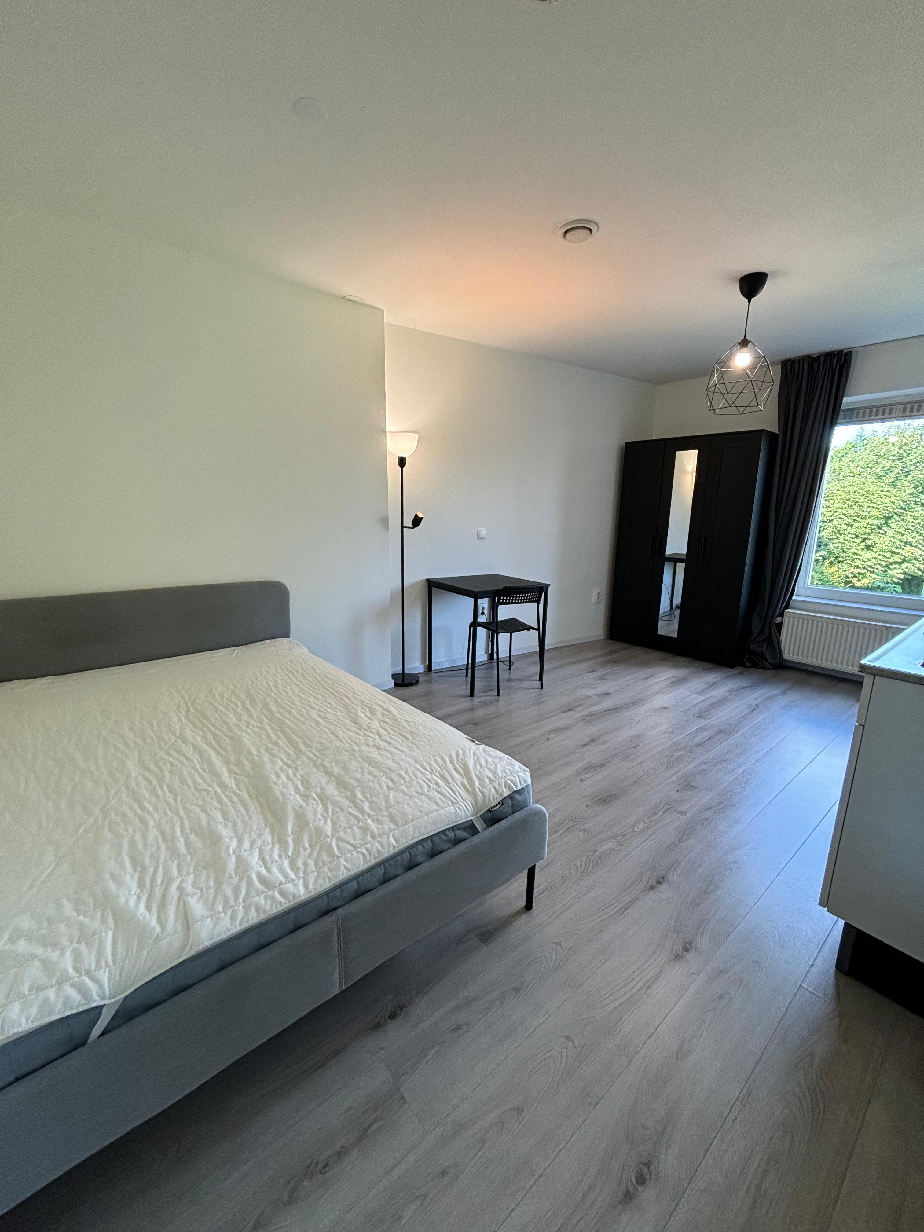 show all photos of Dorpstraat