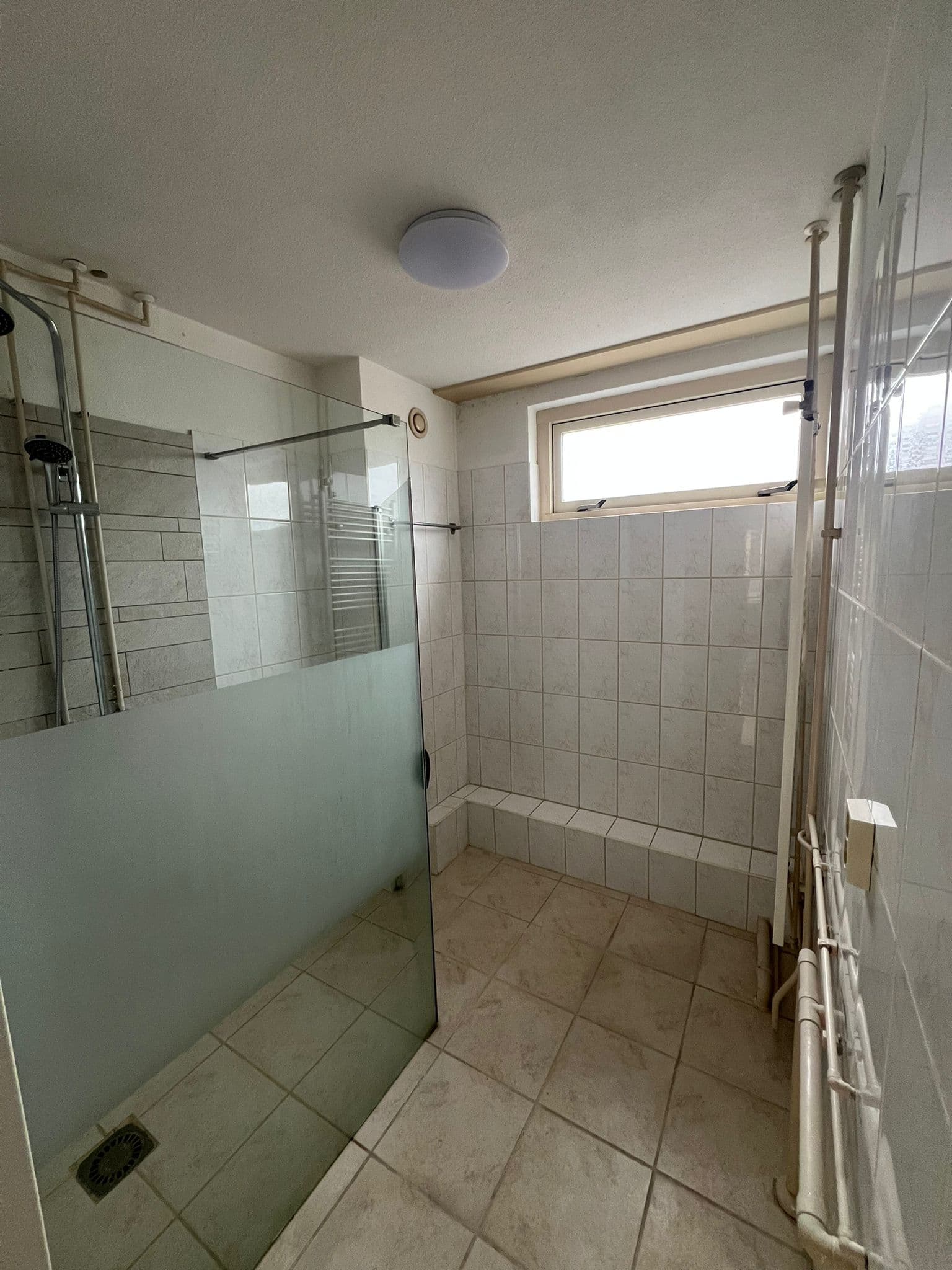 show all photos of Mahoniestraat