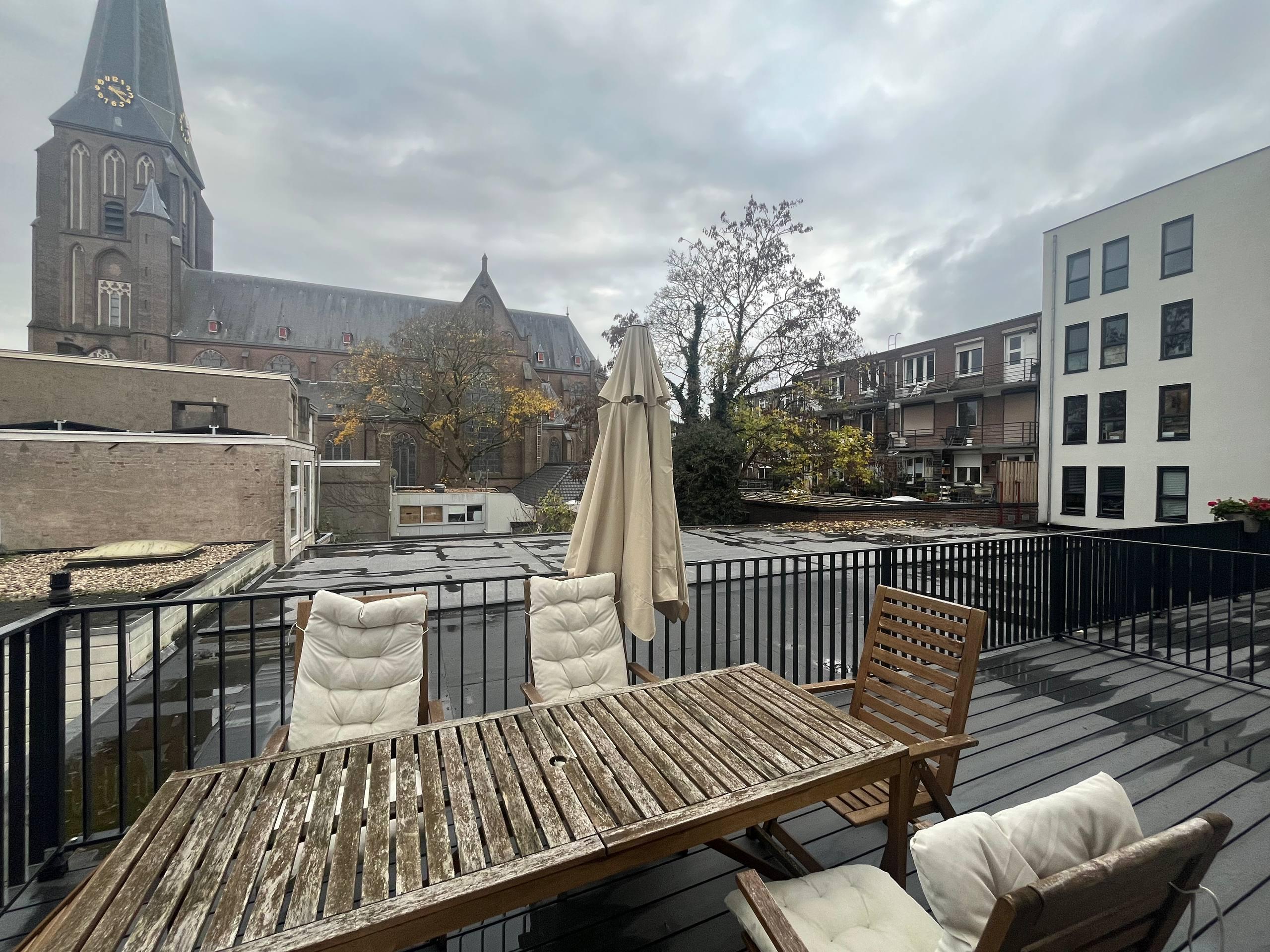 show all photos of Bloemstraat