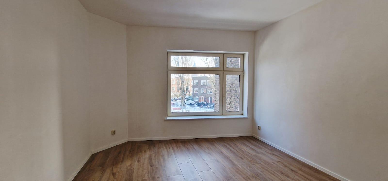 show all photos of Nassauplein