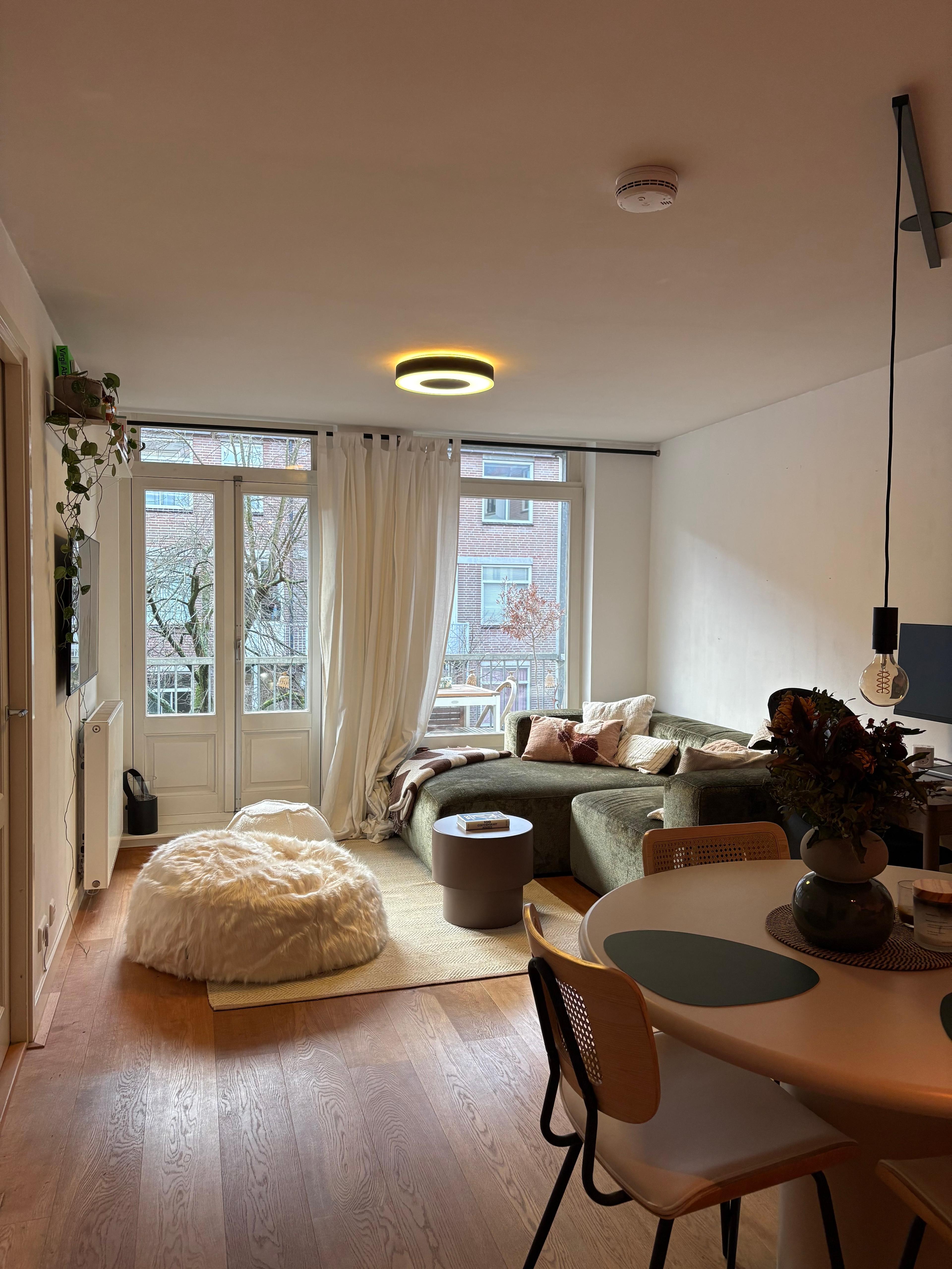 show all photos of Jacob van Lennepstraat