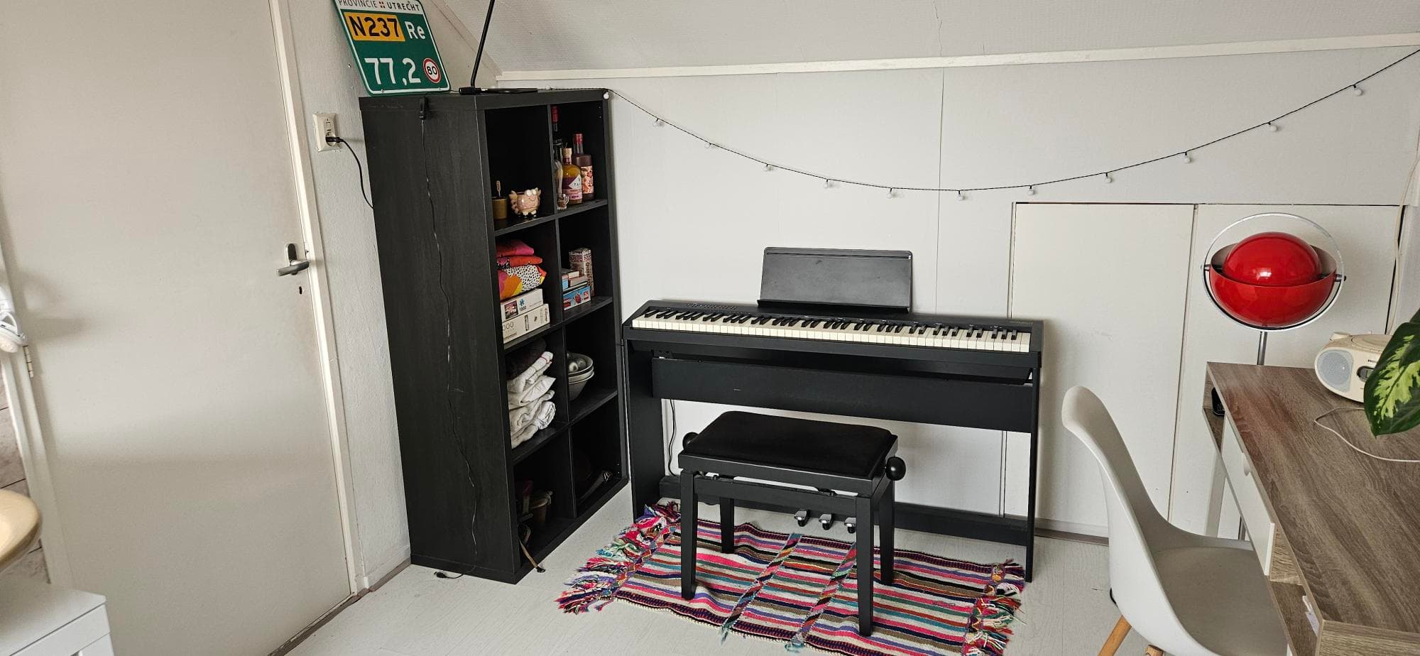 show all photos of Spoorstraat