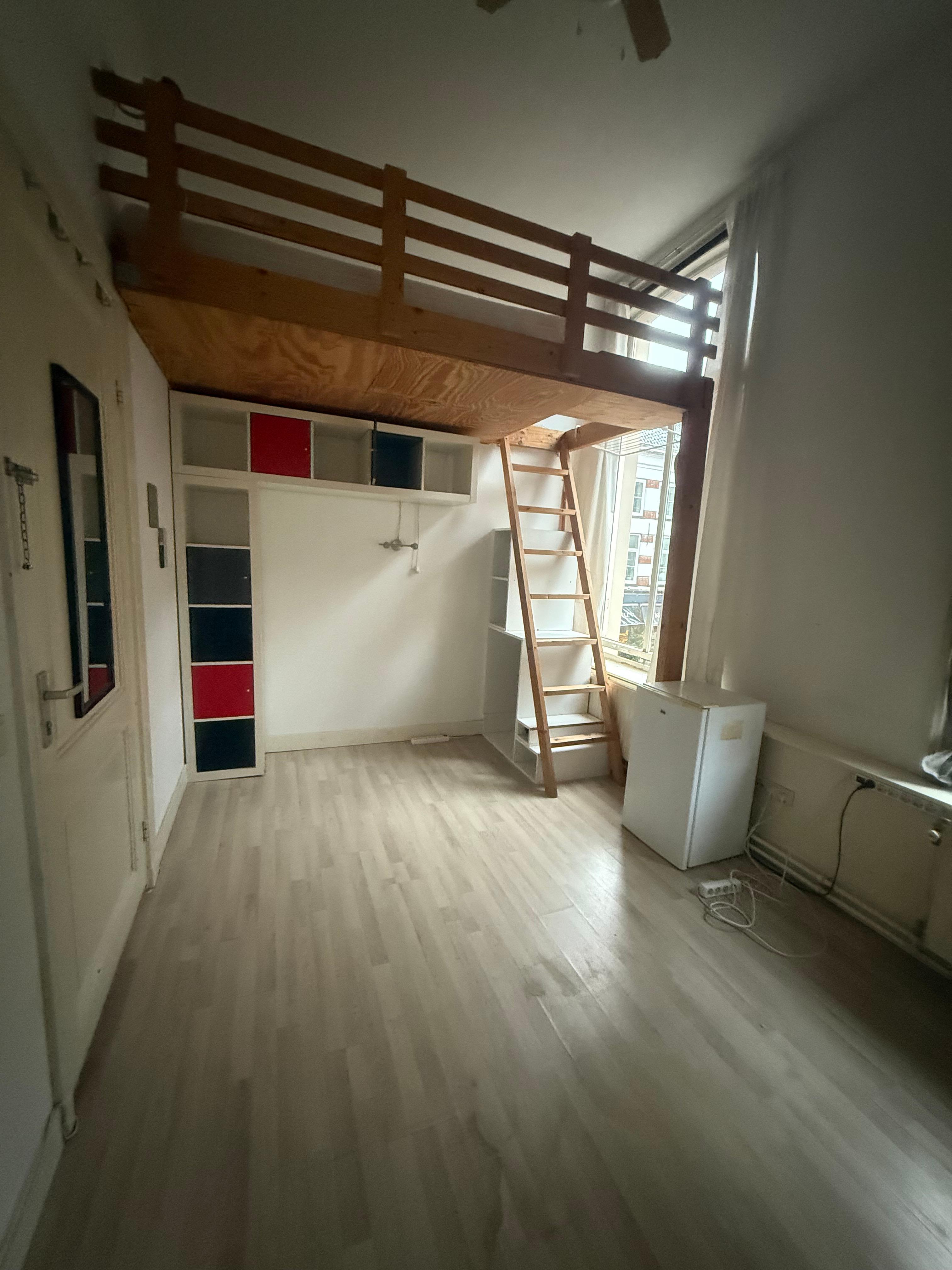 show all photos of Postelstraat