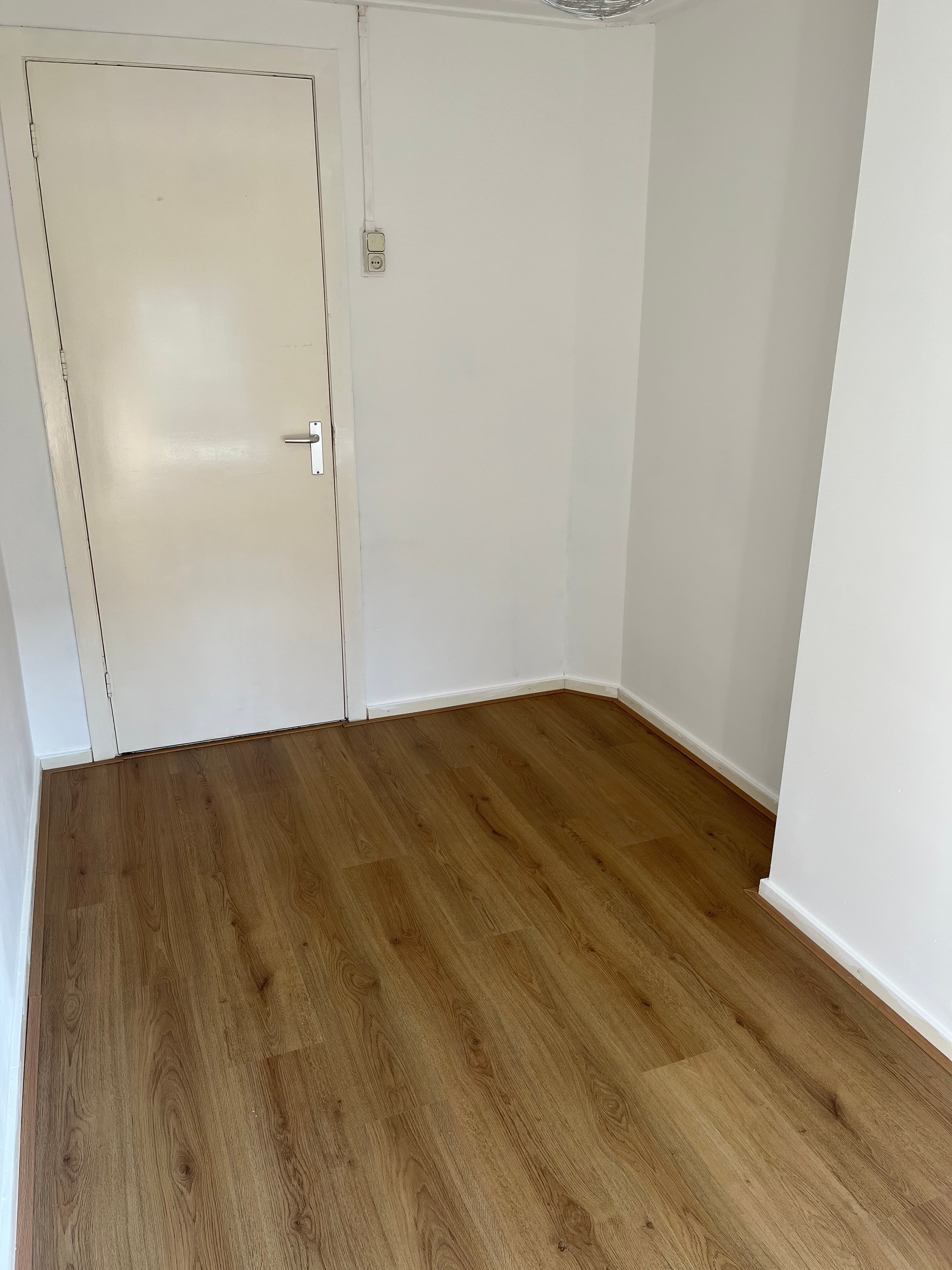 show all photos of Damstraat