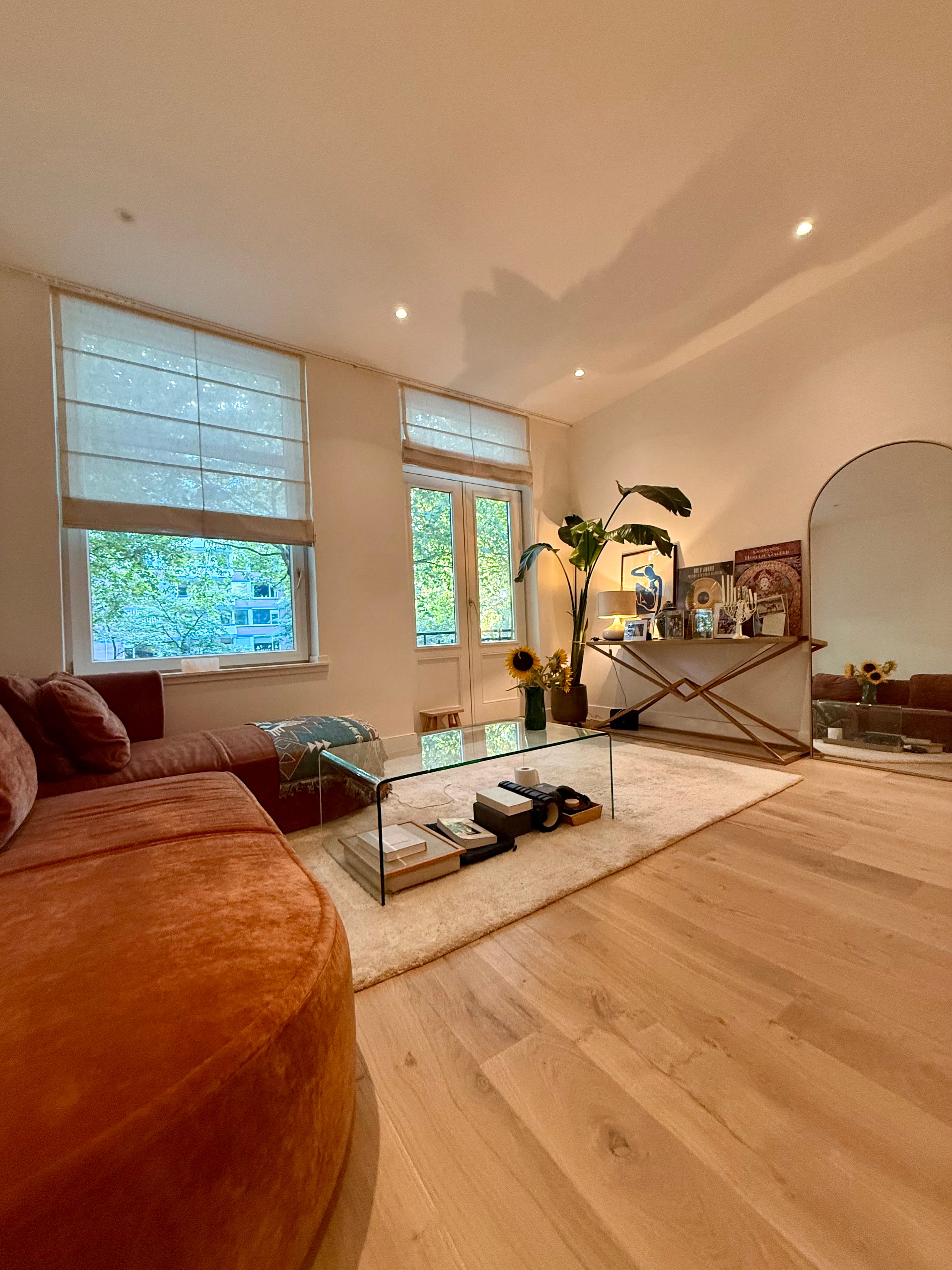 show all photos of Amstelveenseweg